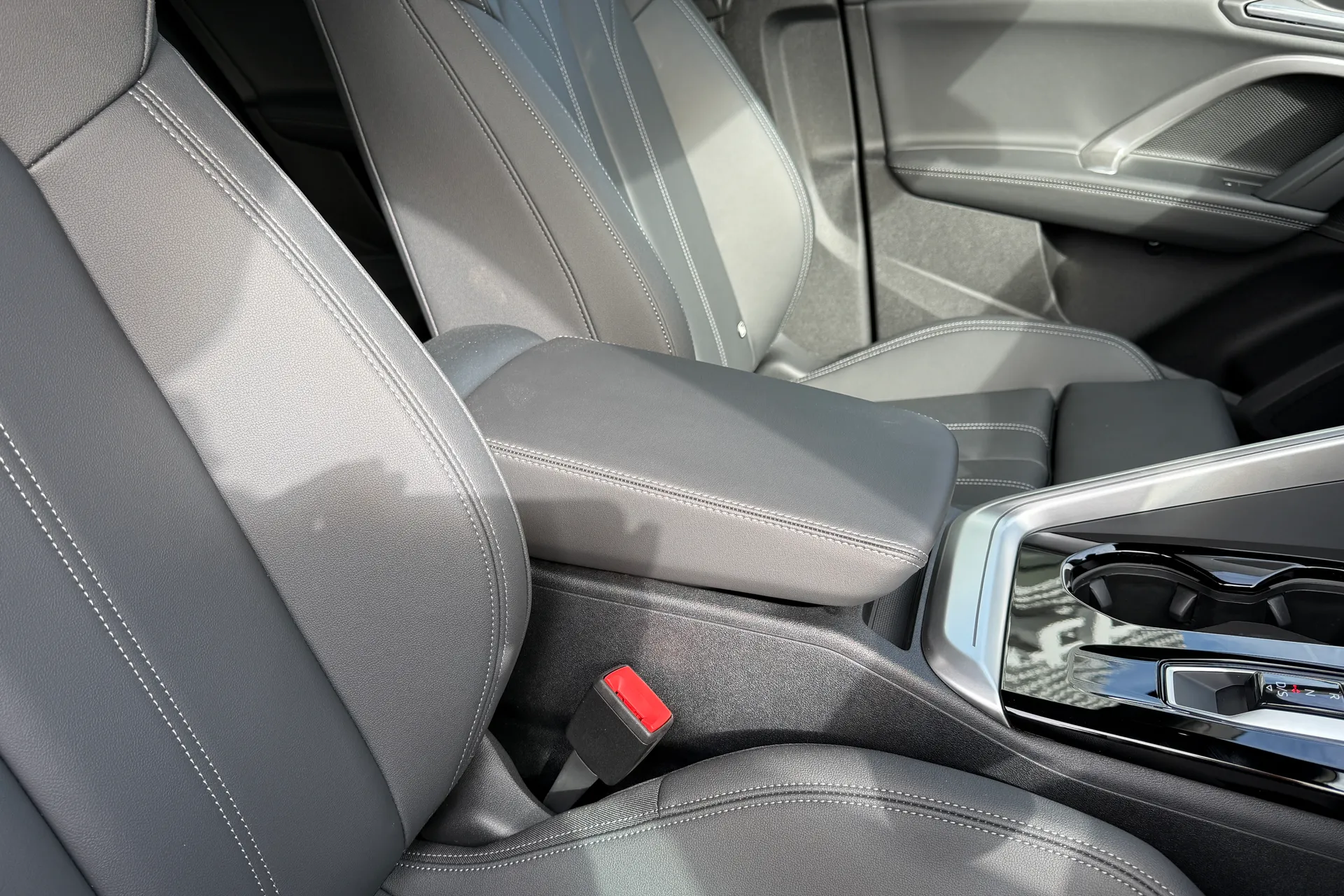 Audi Q5 thumbnail image number 13