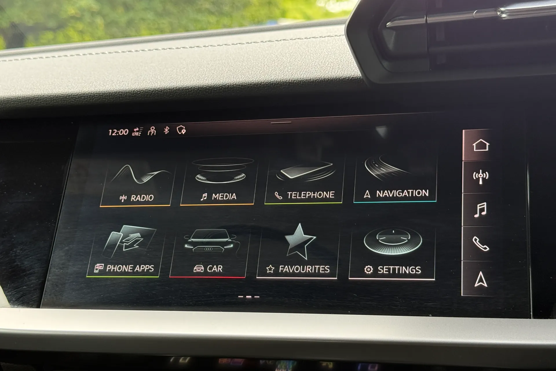 Audi A3 thumbnail image number 21