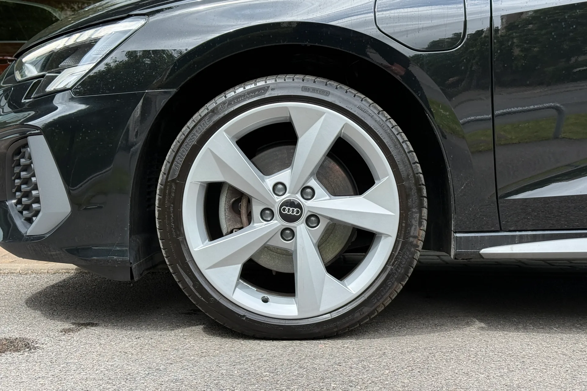 Audi A3 thumbnail image number 9