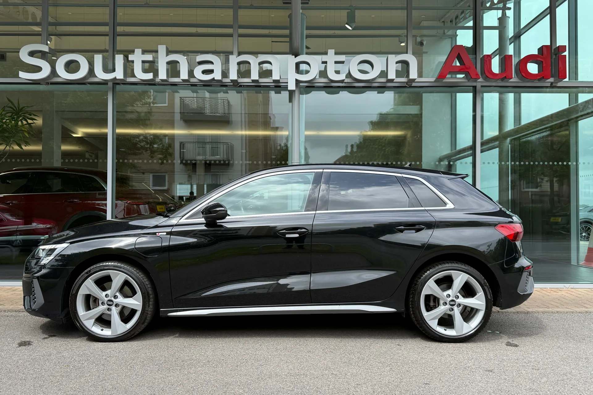 Audi A3 thumbnail image number 56