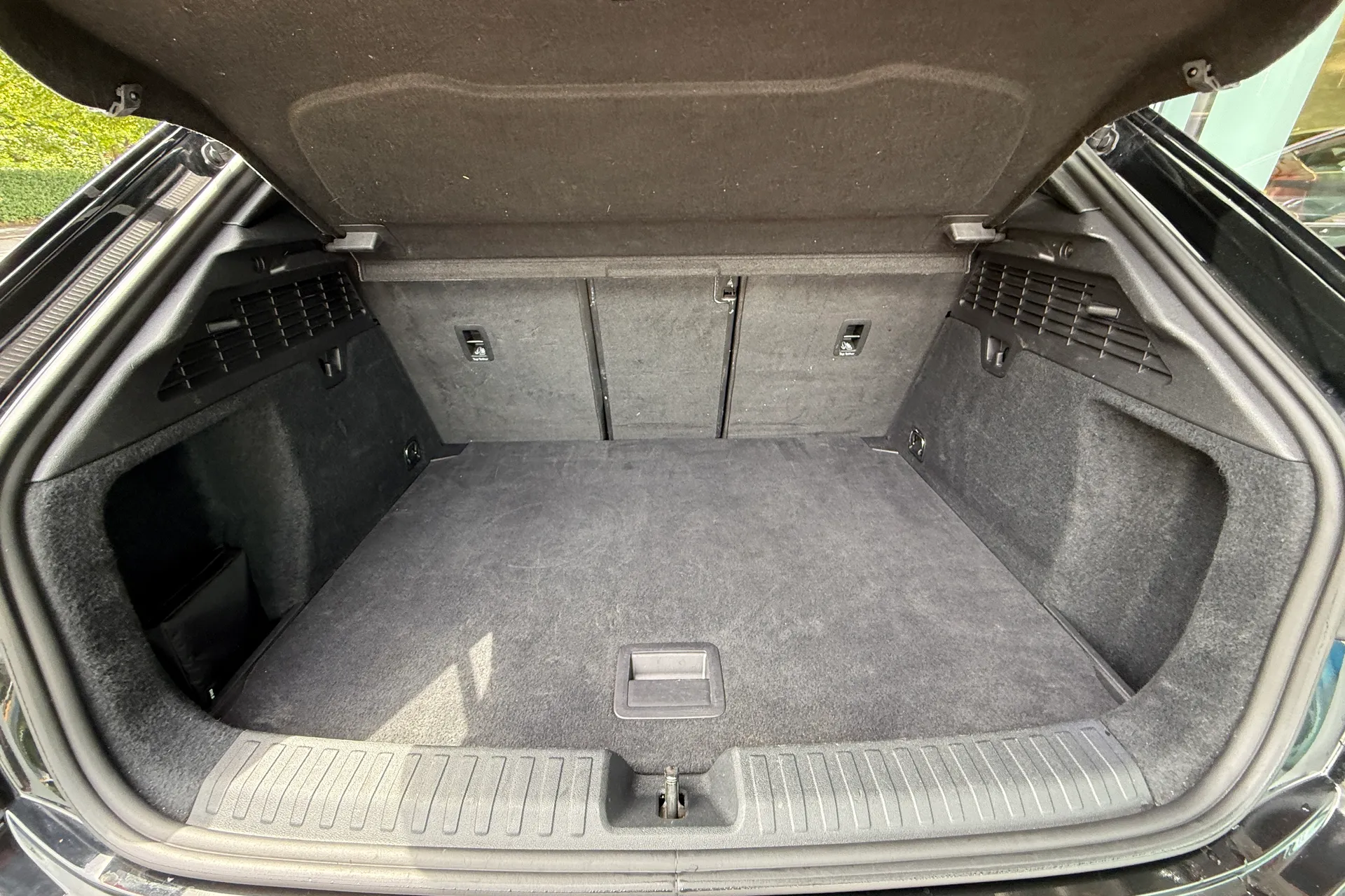 Audi A3 thumbnail image number 51
