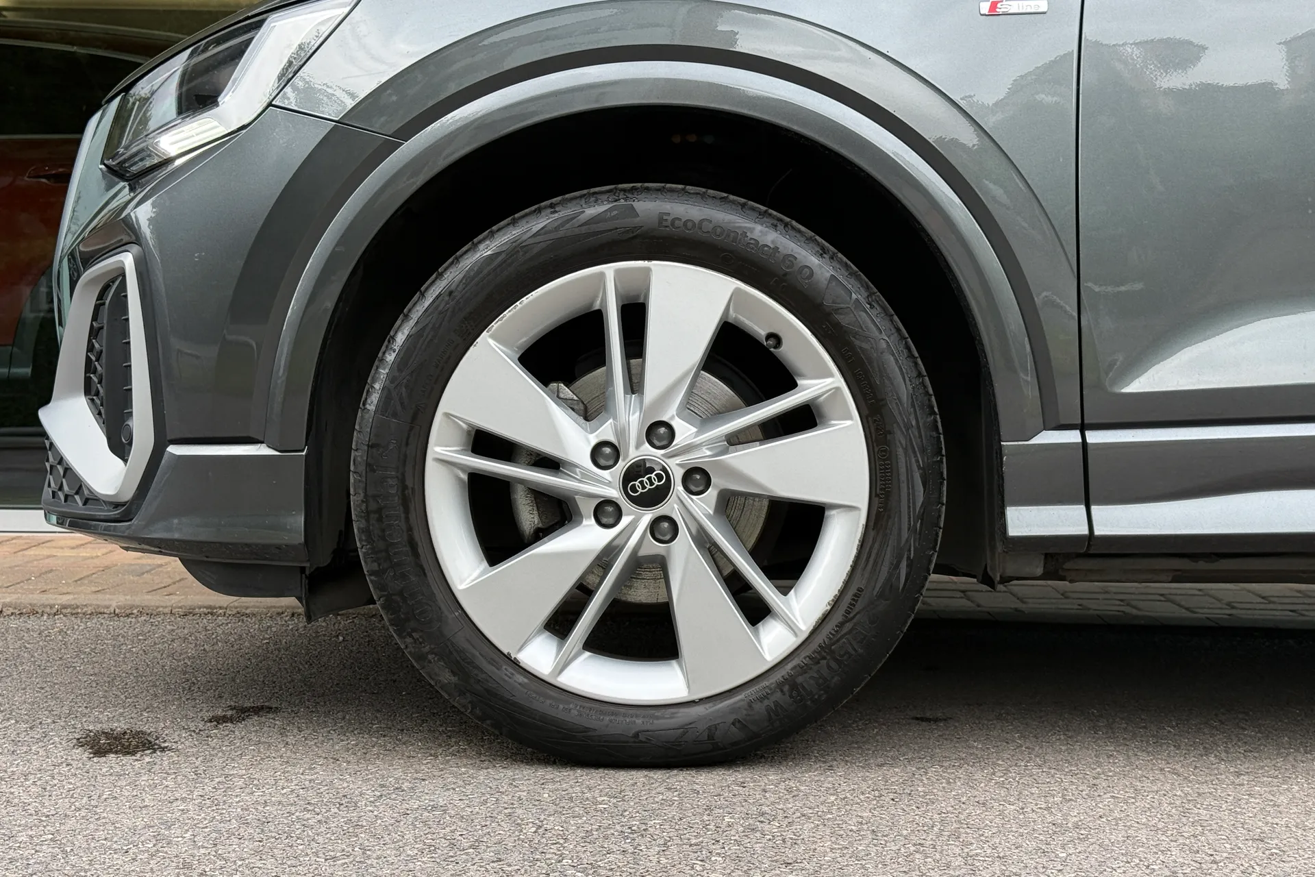Audi Q2 thumbnail image number 7