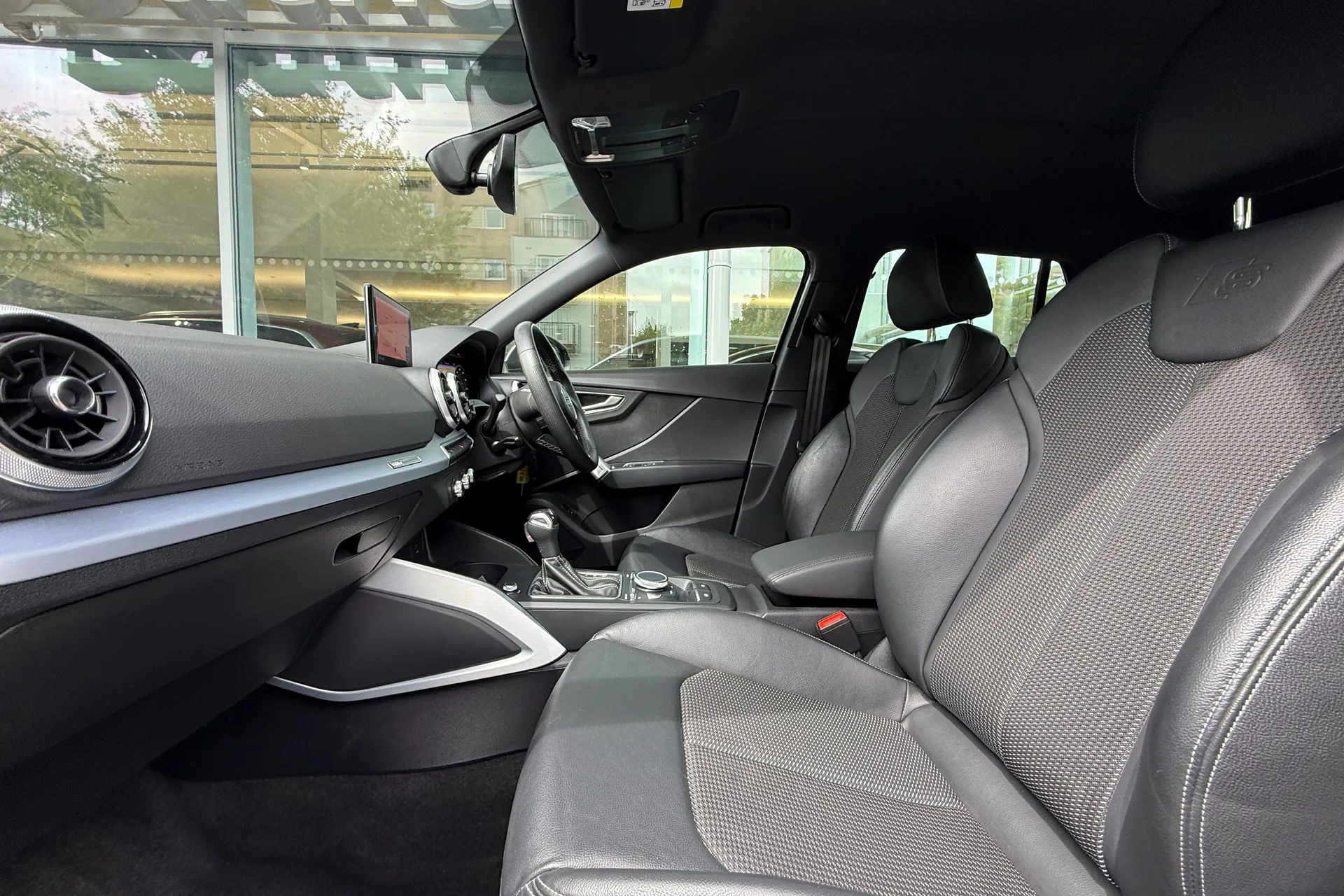 Audi Q2 thumbnail image number 55