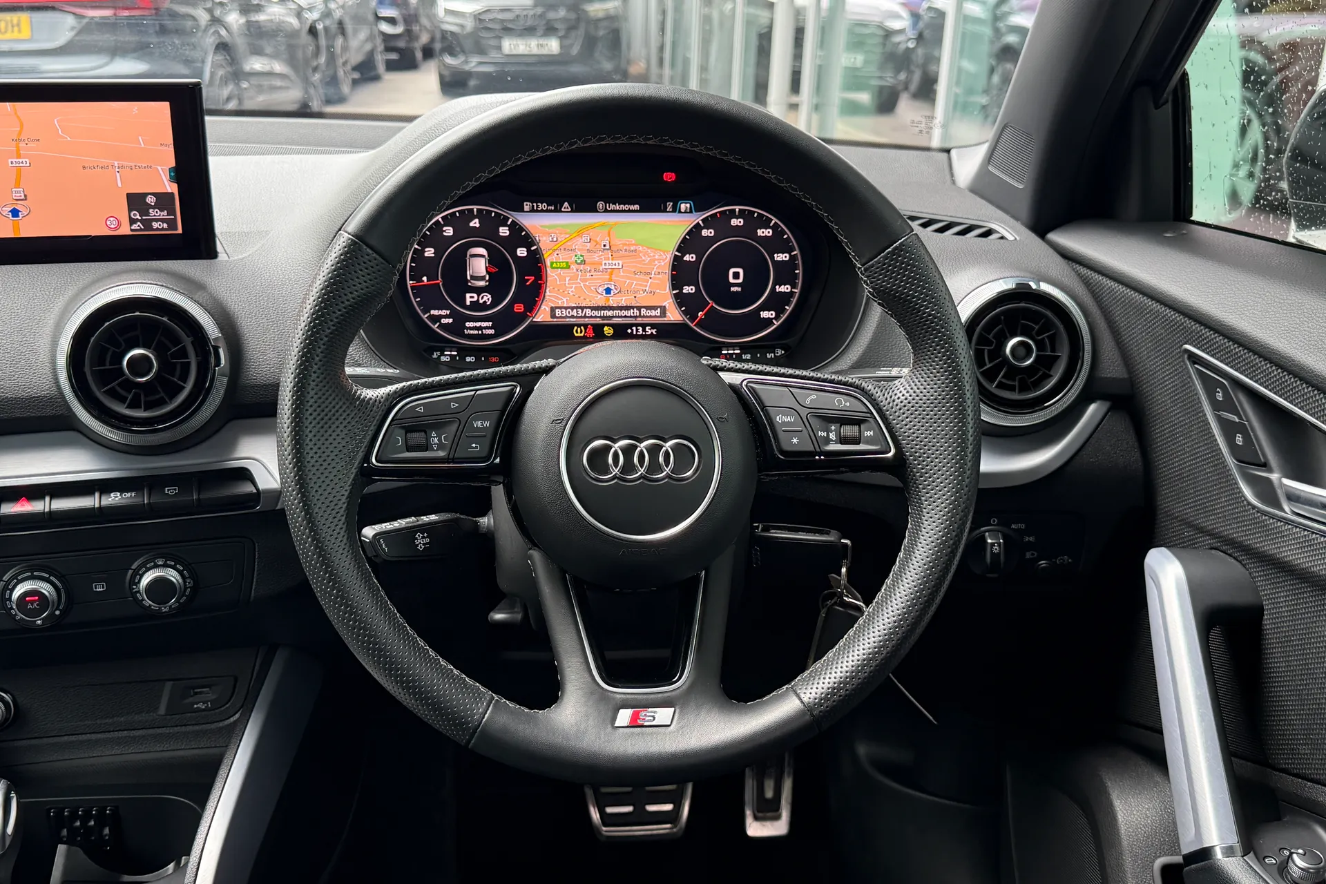 Audi Q2 thumbnail image number 43