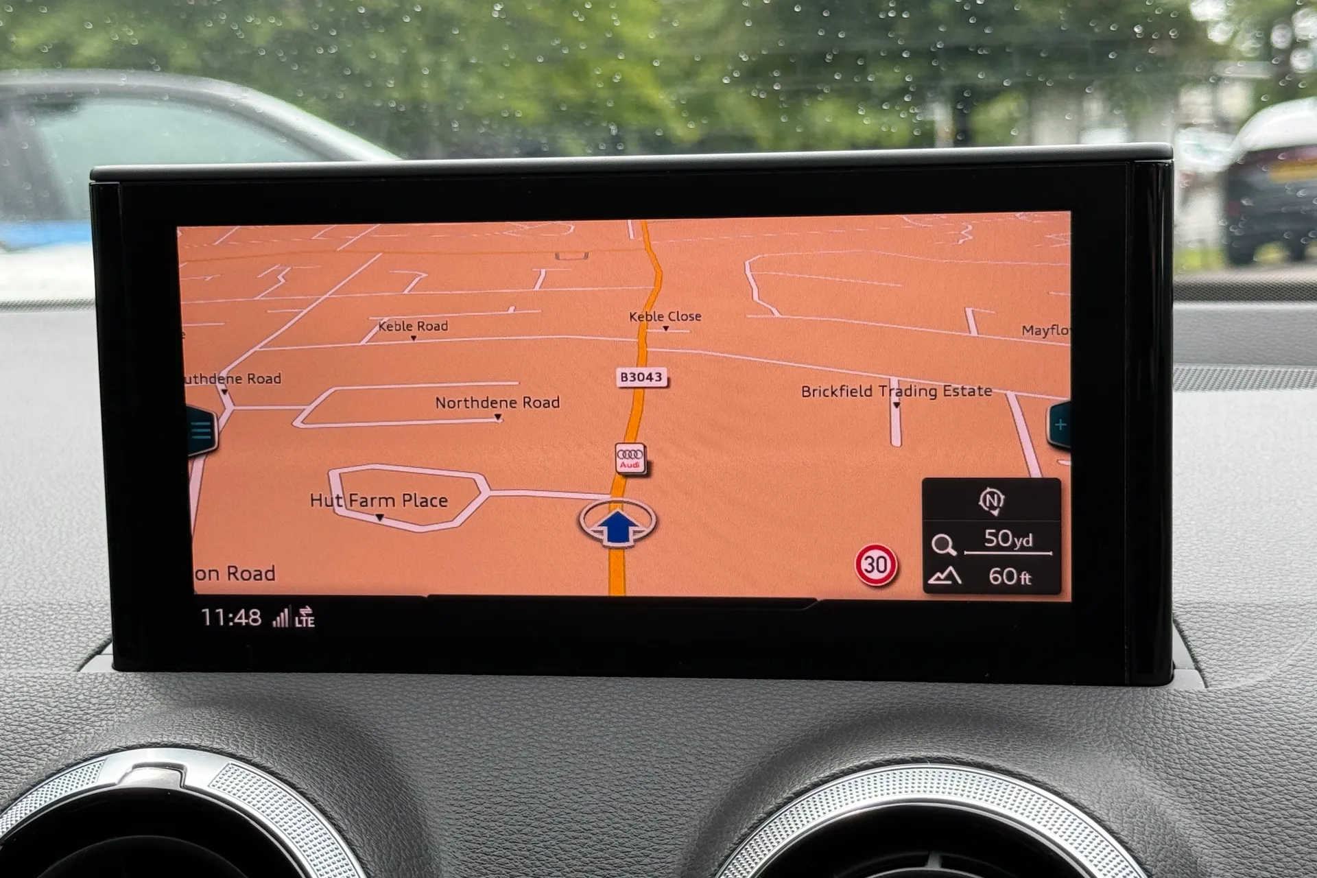 Audi Q2 thumbnail image number 4
