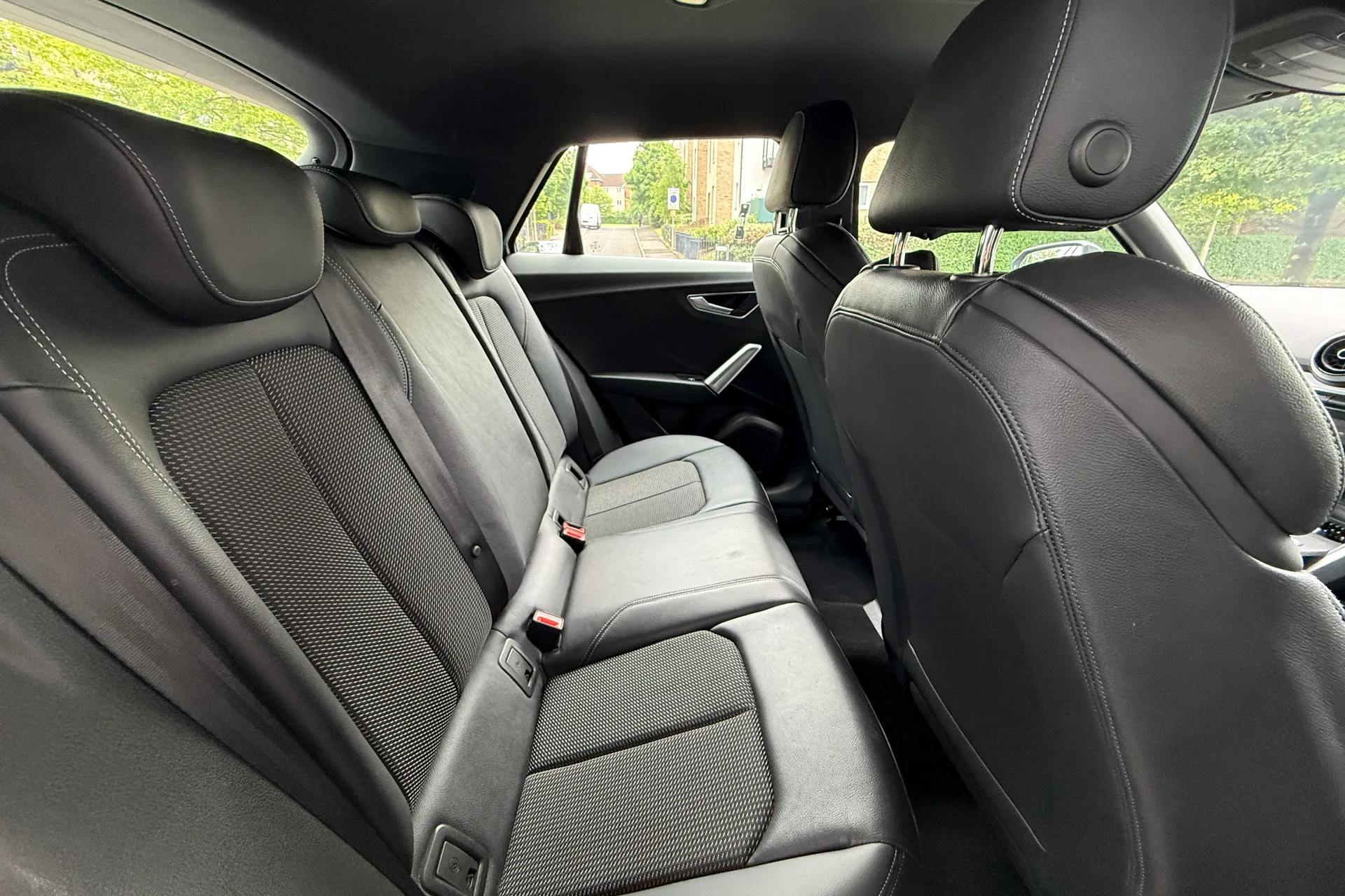 Audi Q2 thumbnail image number 41