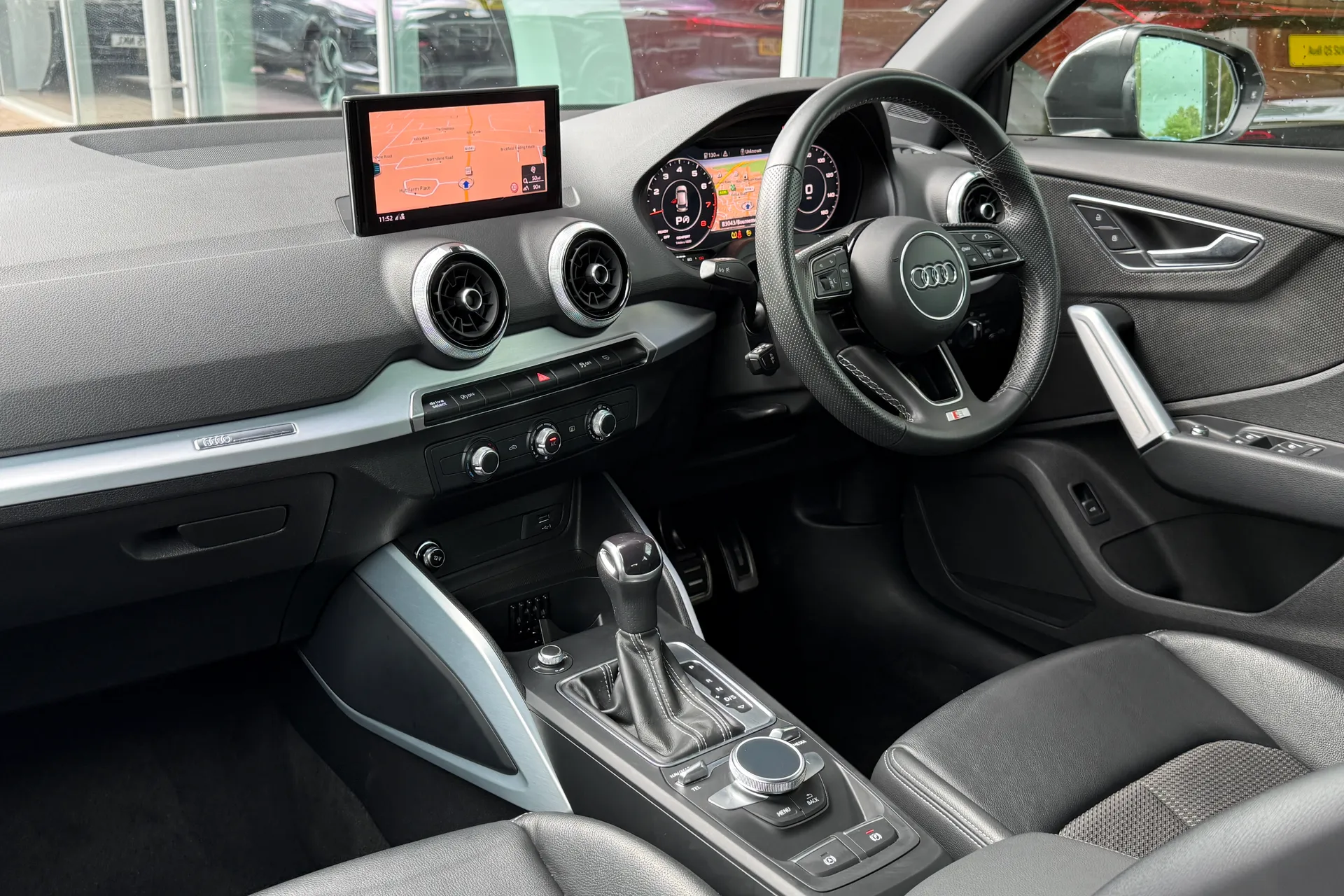 Audi Q2 thumbnail image number 54