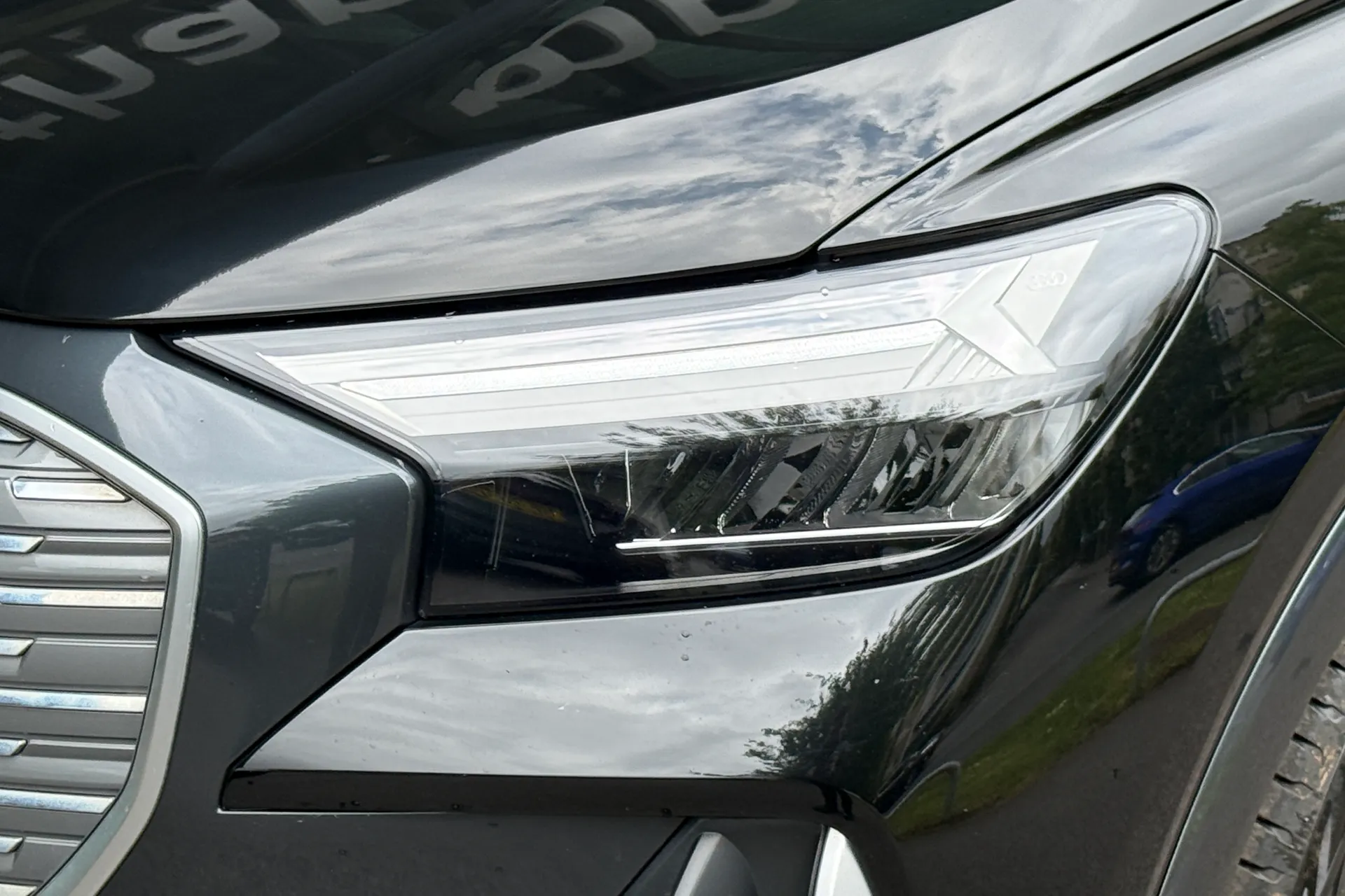 Audi Q4 thumbnail image number 96