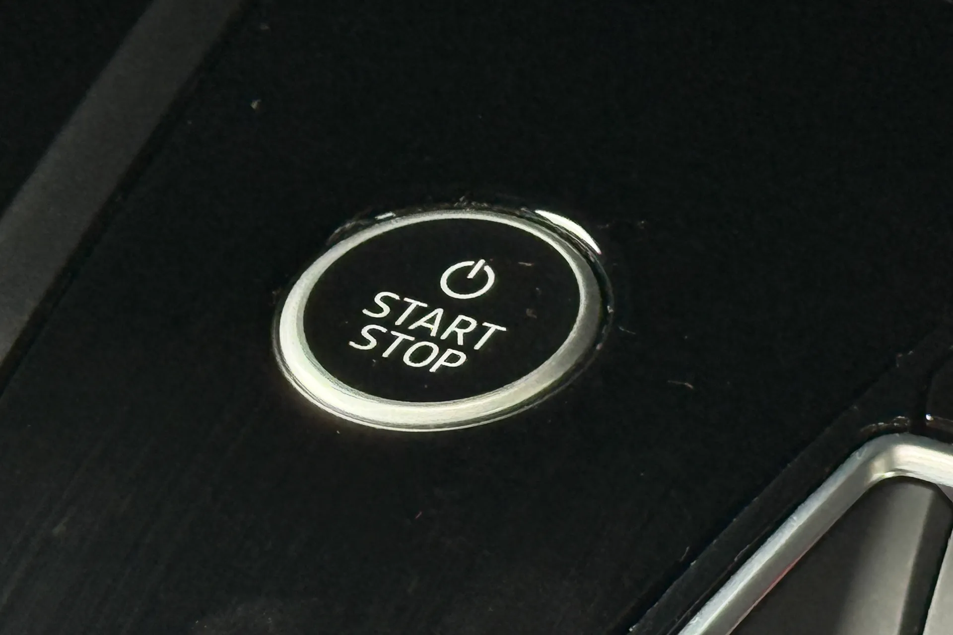 Audi Q4 thumbnail image number 66