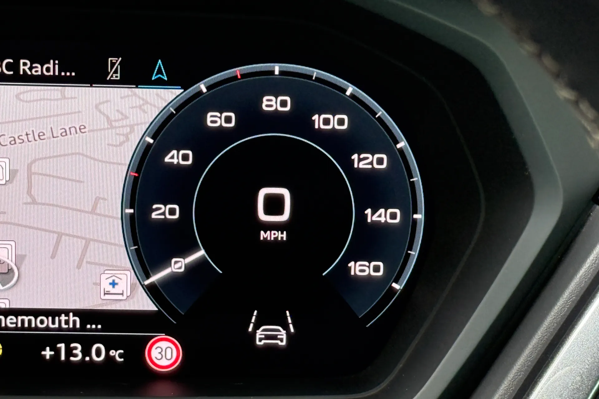 Audi Q4 thumbnail image number 41