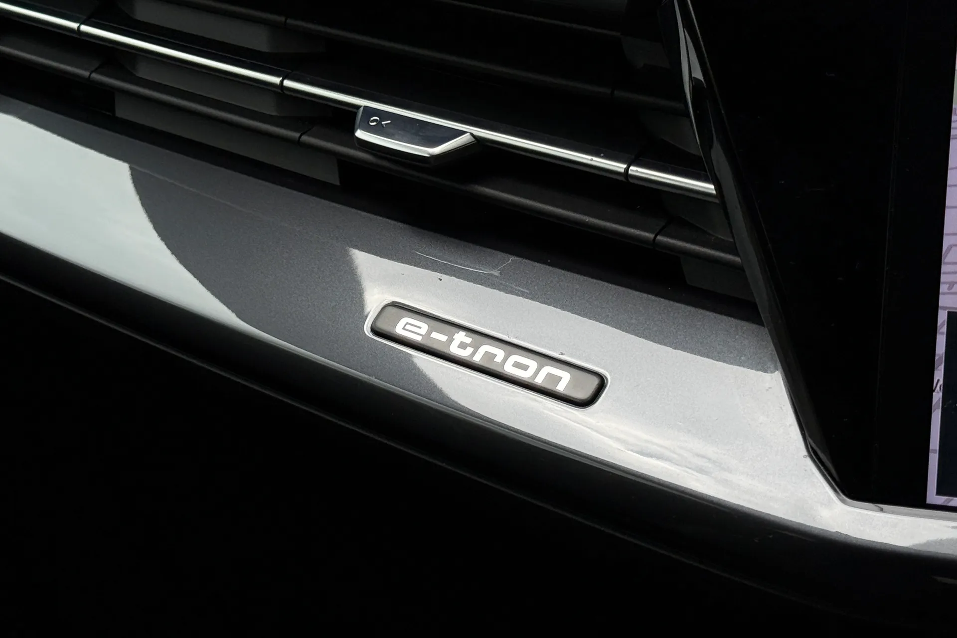 Audi Q4 thumbnail image number 61