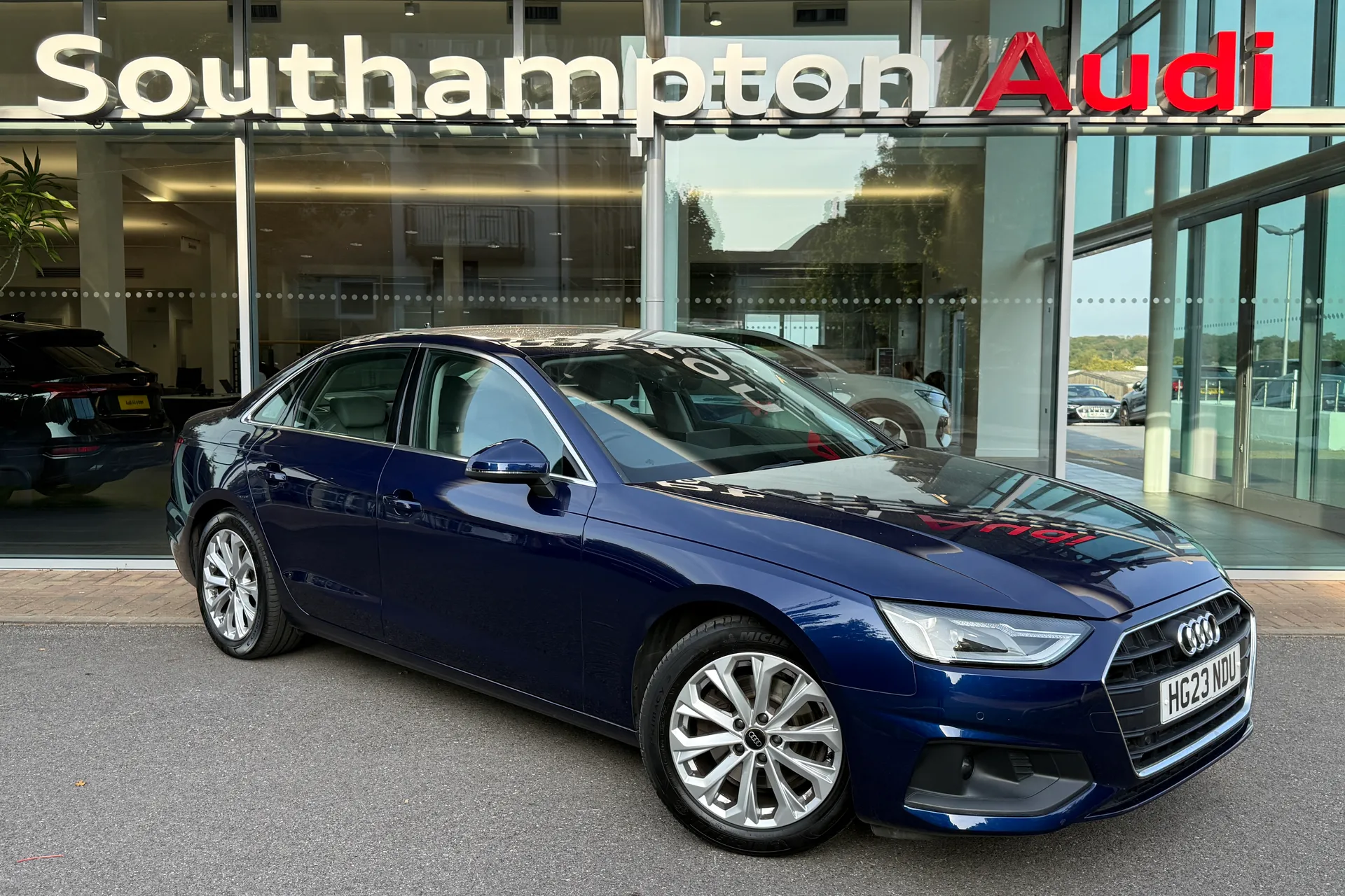 Audi A4 thumbnail image number 58