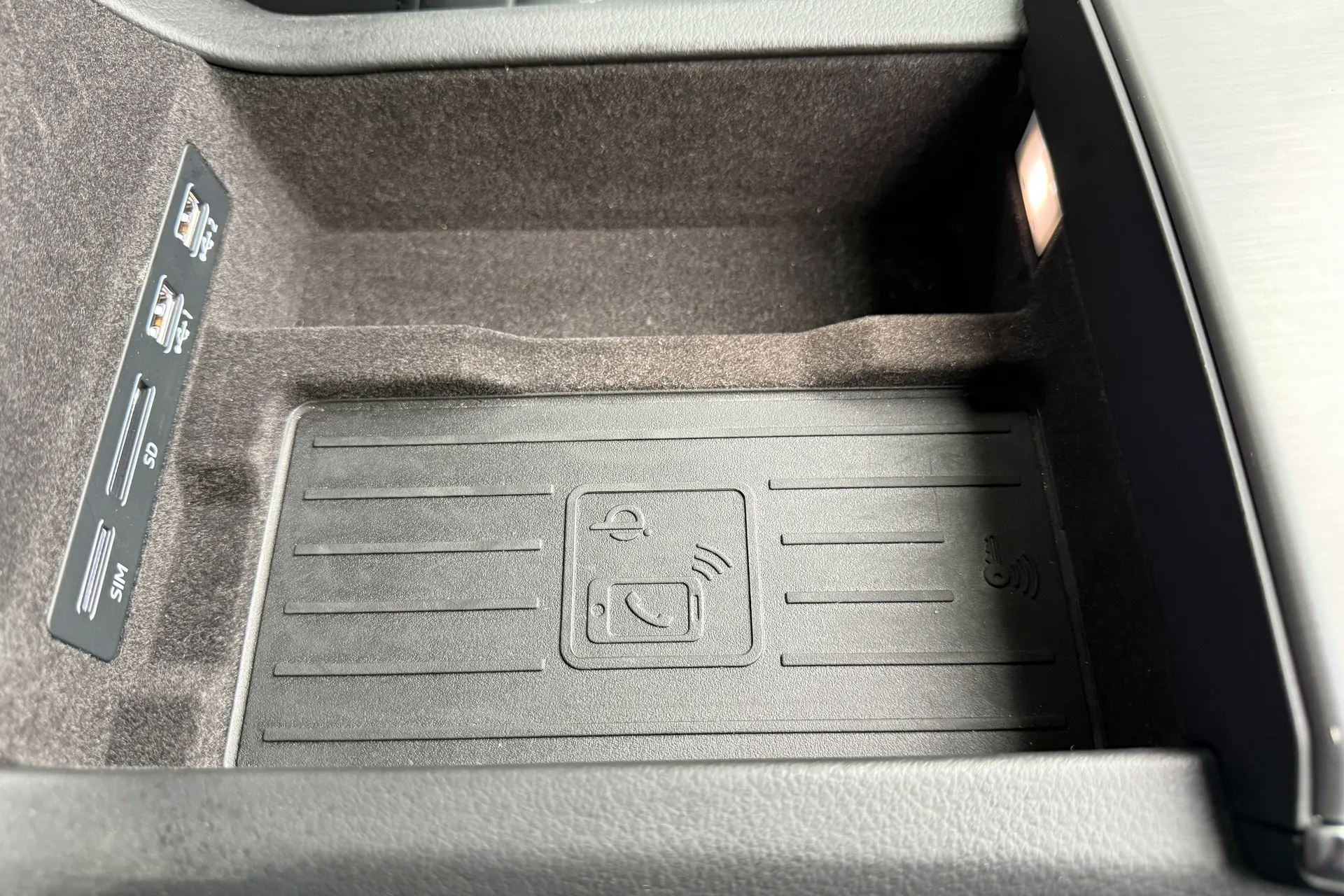 Audi A6 thumbnail image number 17