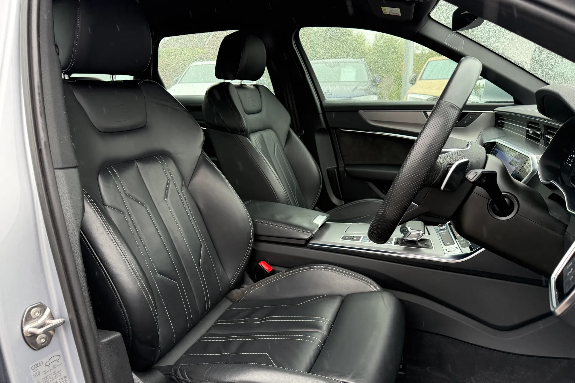 Audi A6 thumbnail image number 29