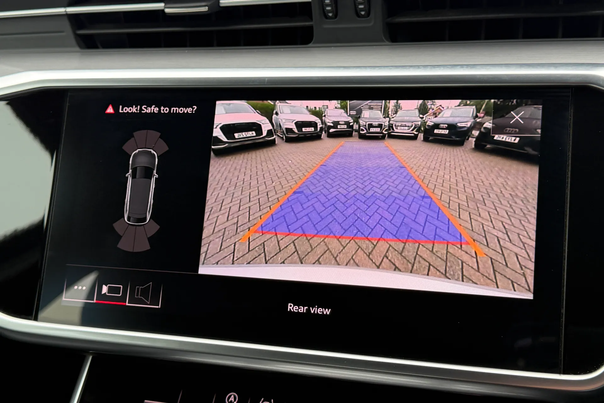 Audi A6 thumbnail image number 4