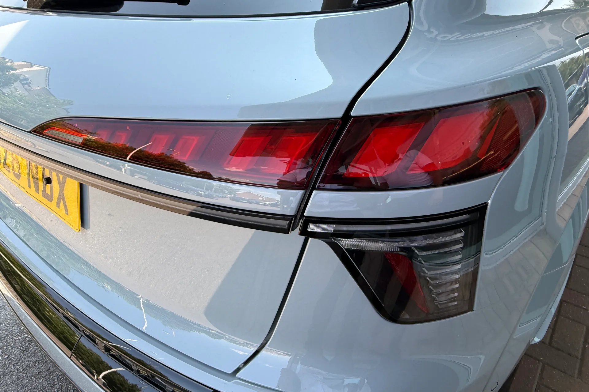 Audi Q3 thumbnail image number 36