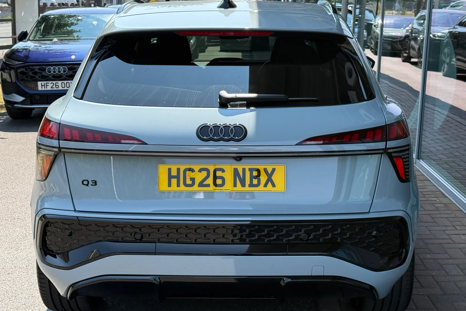 Audi Q3 thumbnail image number 37