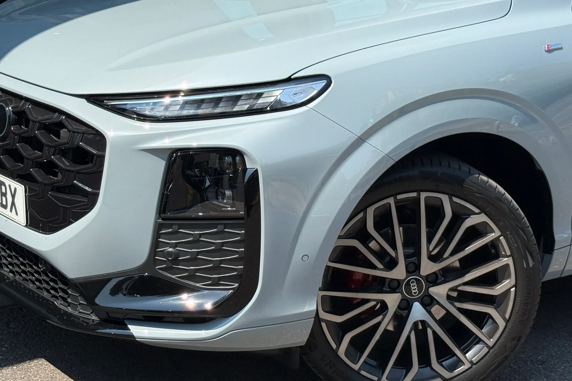 Audi Q3 thumbnail image number 48