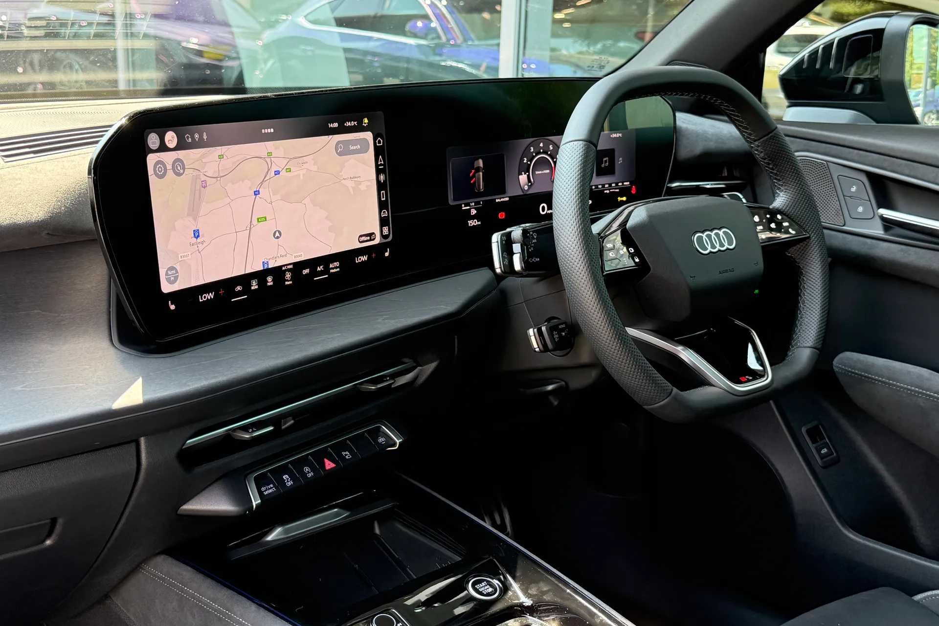 Audi Q3 thumbnail image number 44