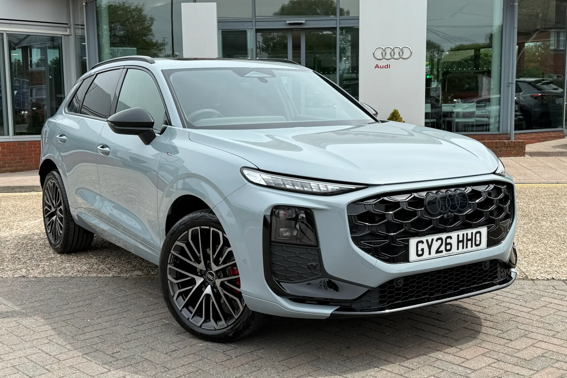 Audi Q3 thumbnail image number 28