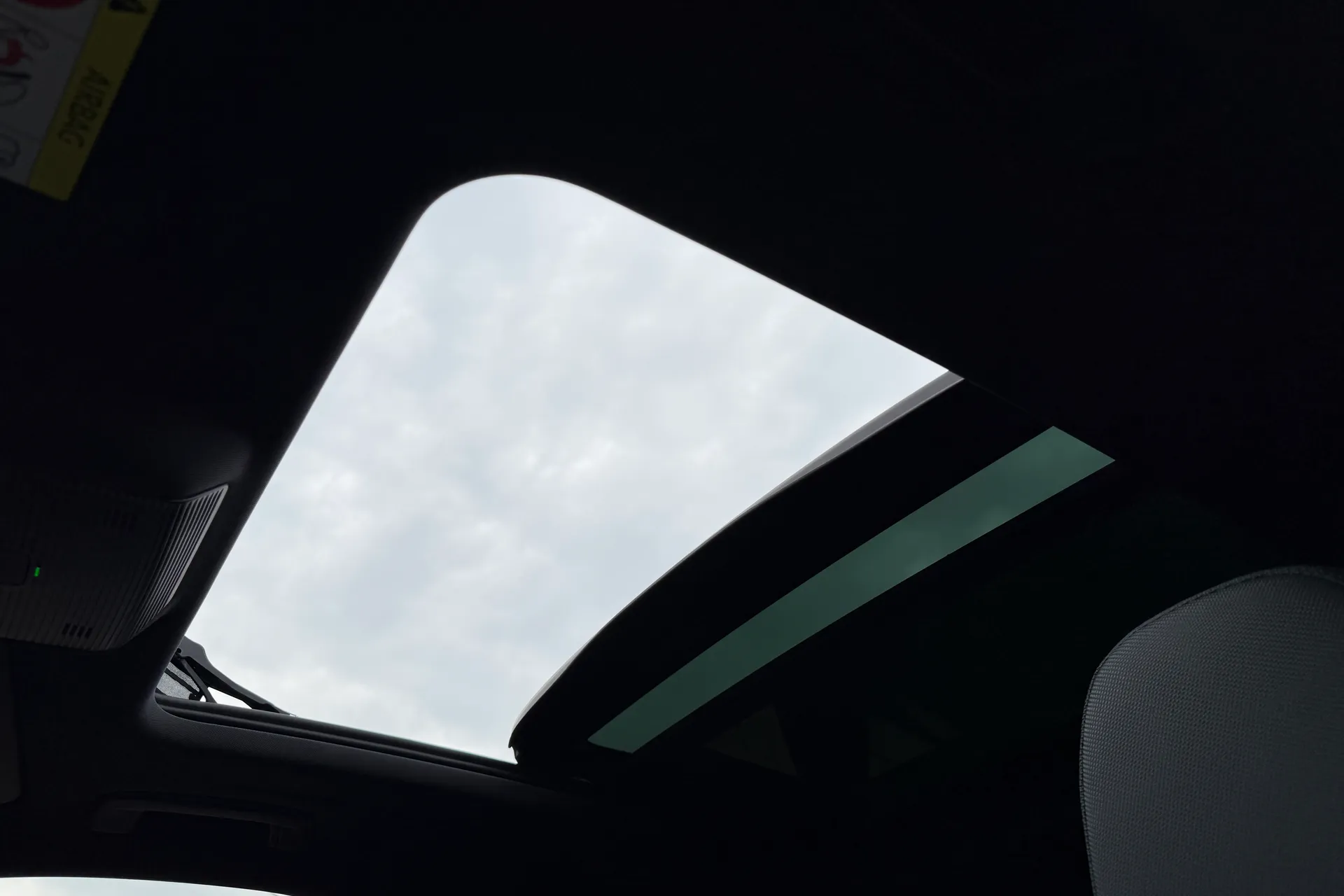 Audi Q3 thumbnail image number 38