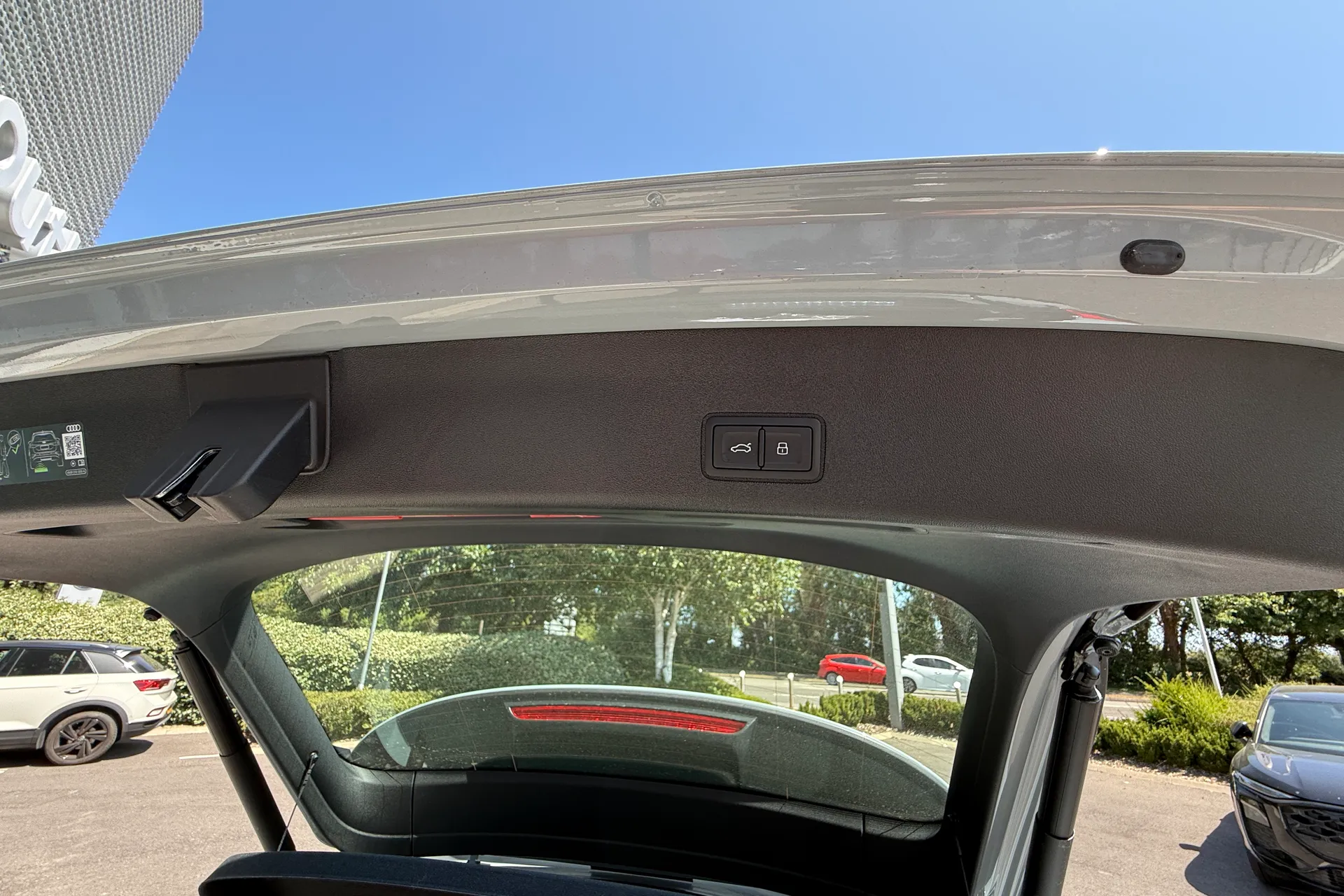 Audi Q3 thumbnail image number 43