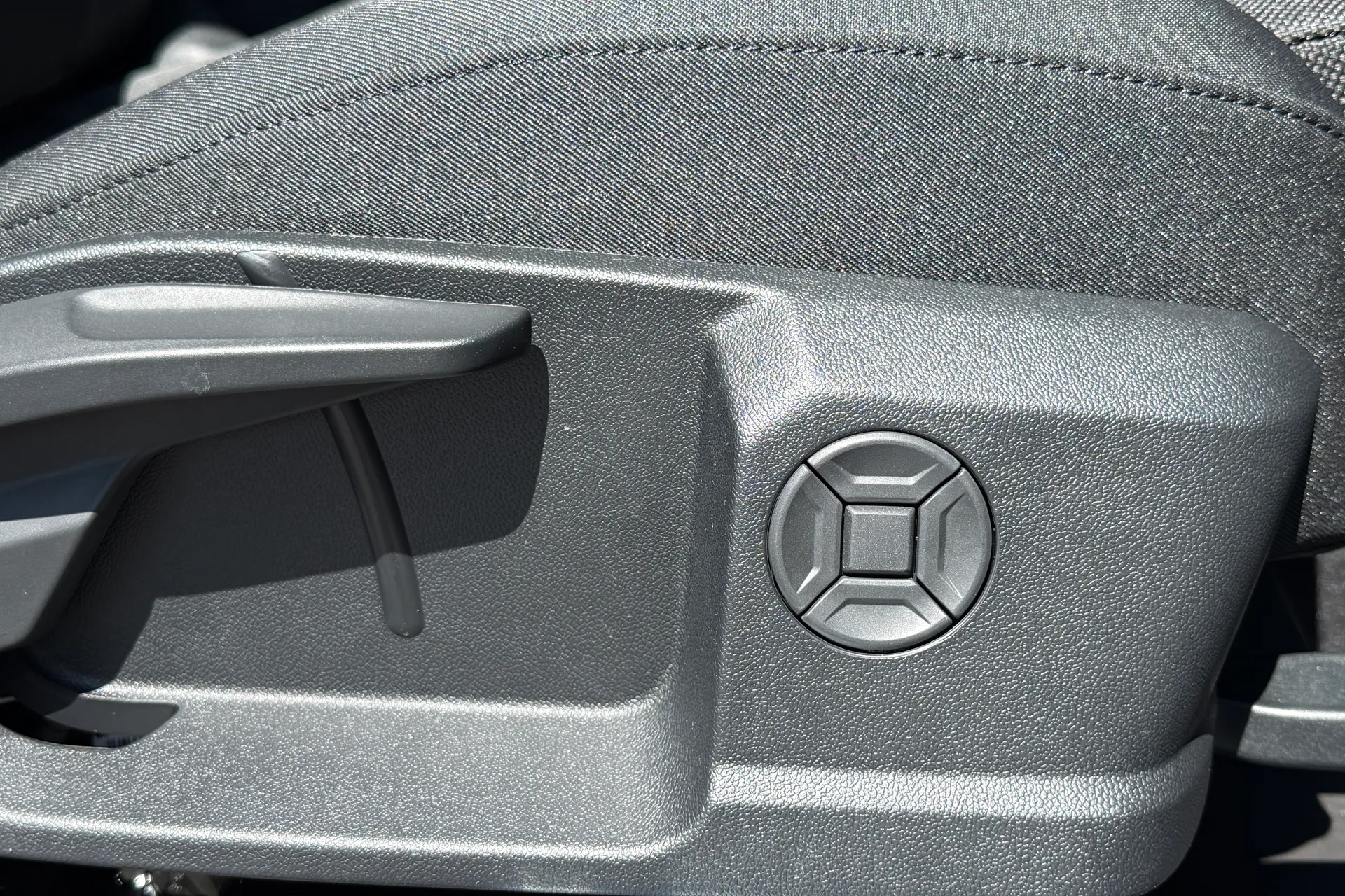 Audi Q3 thumbnail image number 27