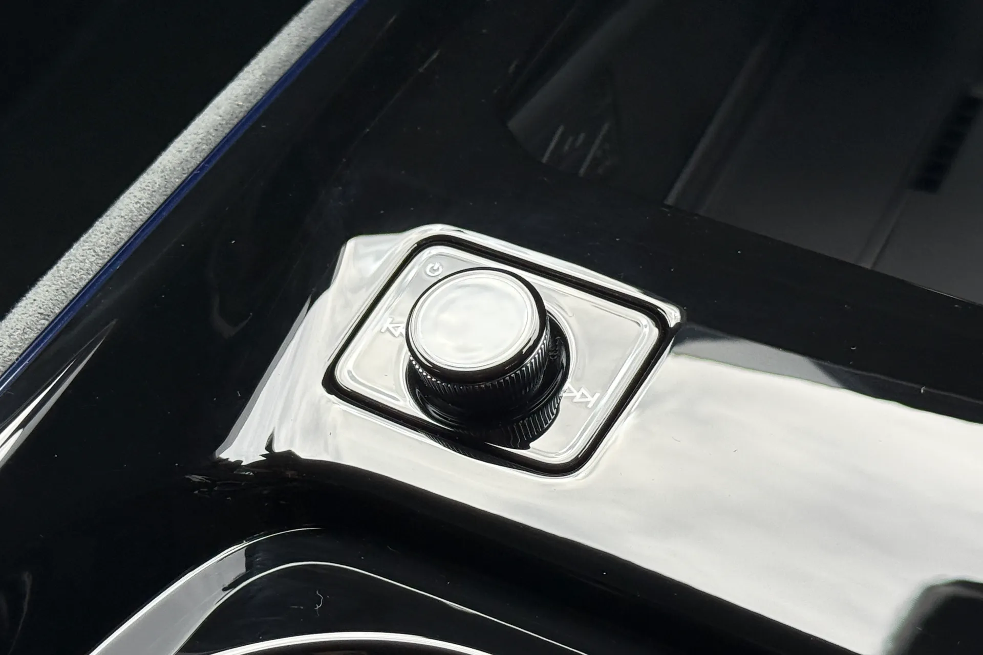 Audi Q3 thumbnail image number 21