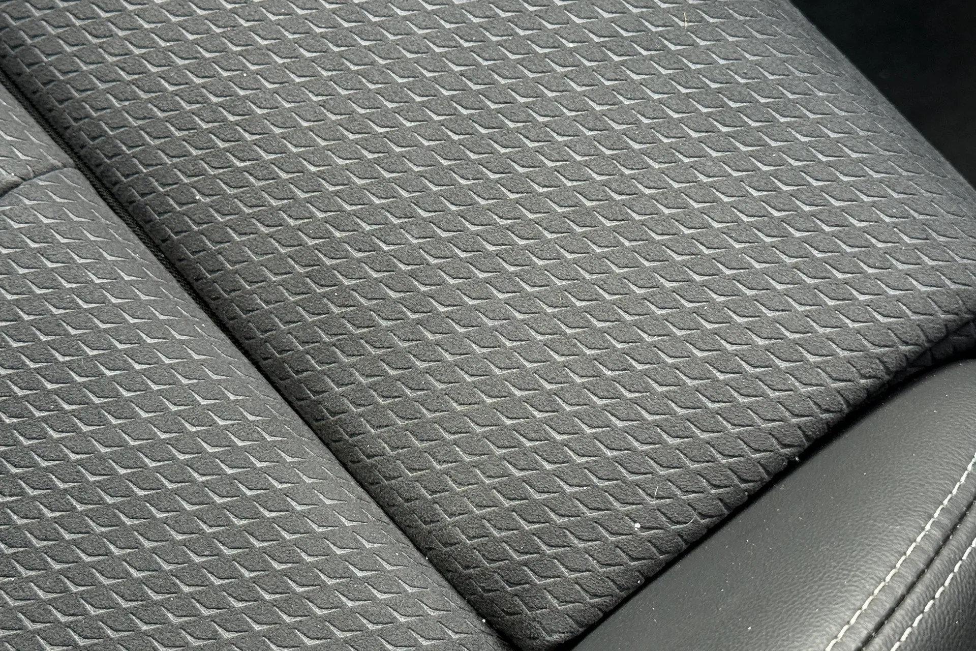 Audi Q5 thumbnail image number 33