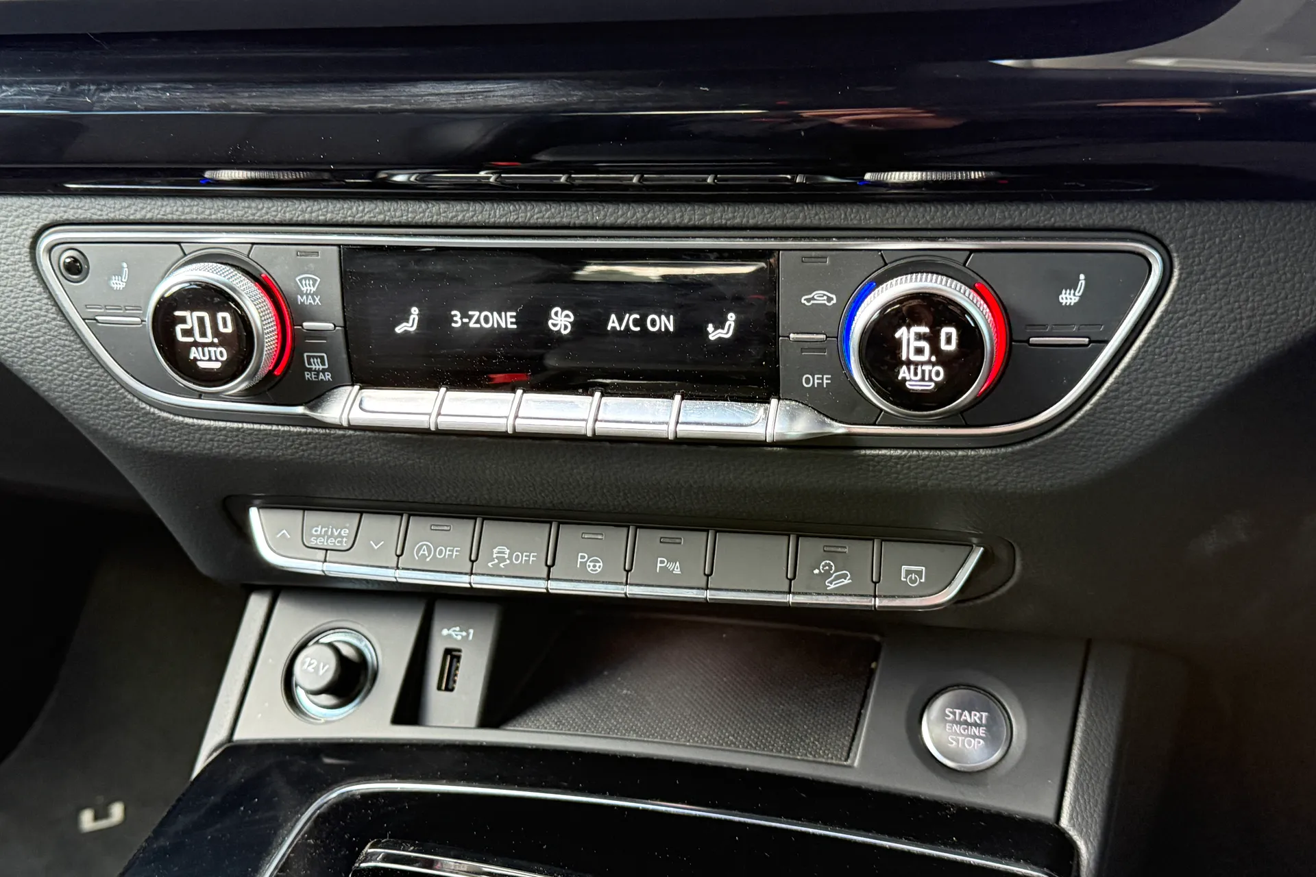 Audi Q5 thumbnail image number 25