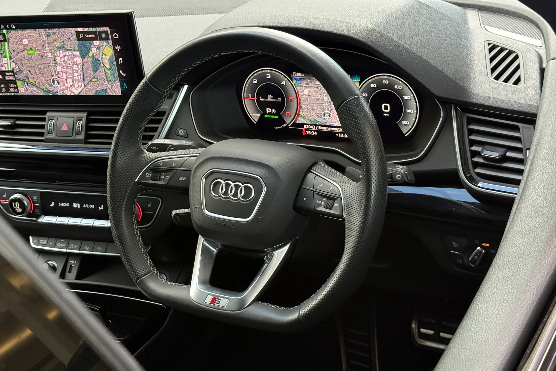 Audi Q5 thumbnail image number 40