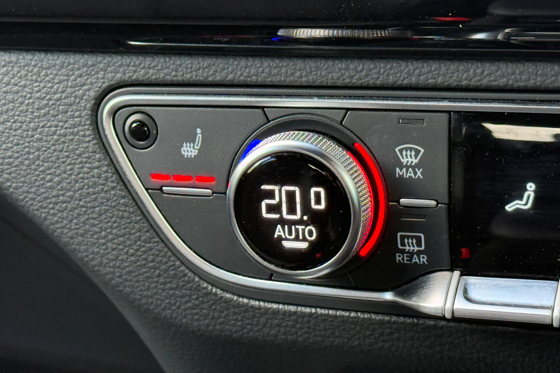 Audi Q5 thumbnail image number 8