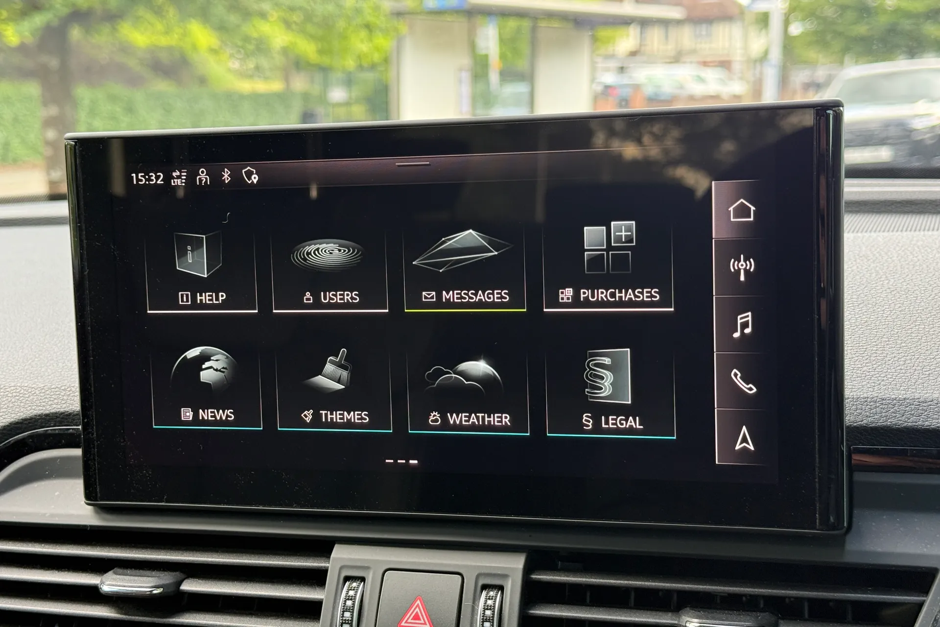 Audi Q5 thumbnail image number 24