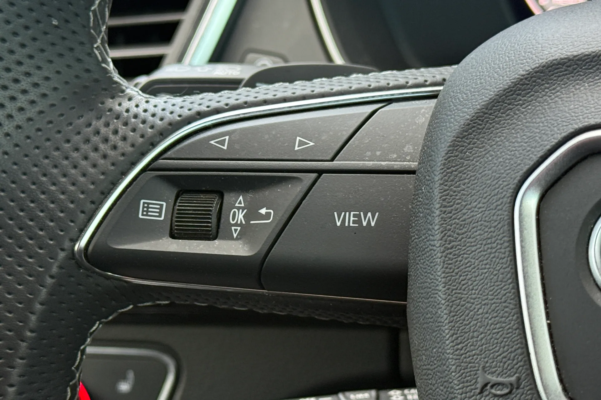 Audi Q5 thumbnail image number 19