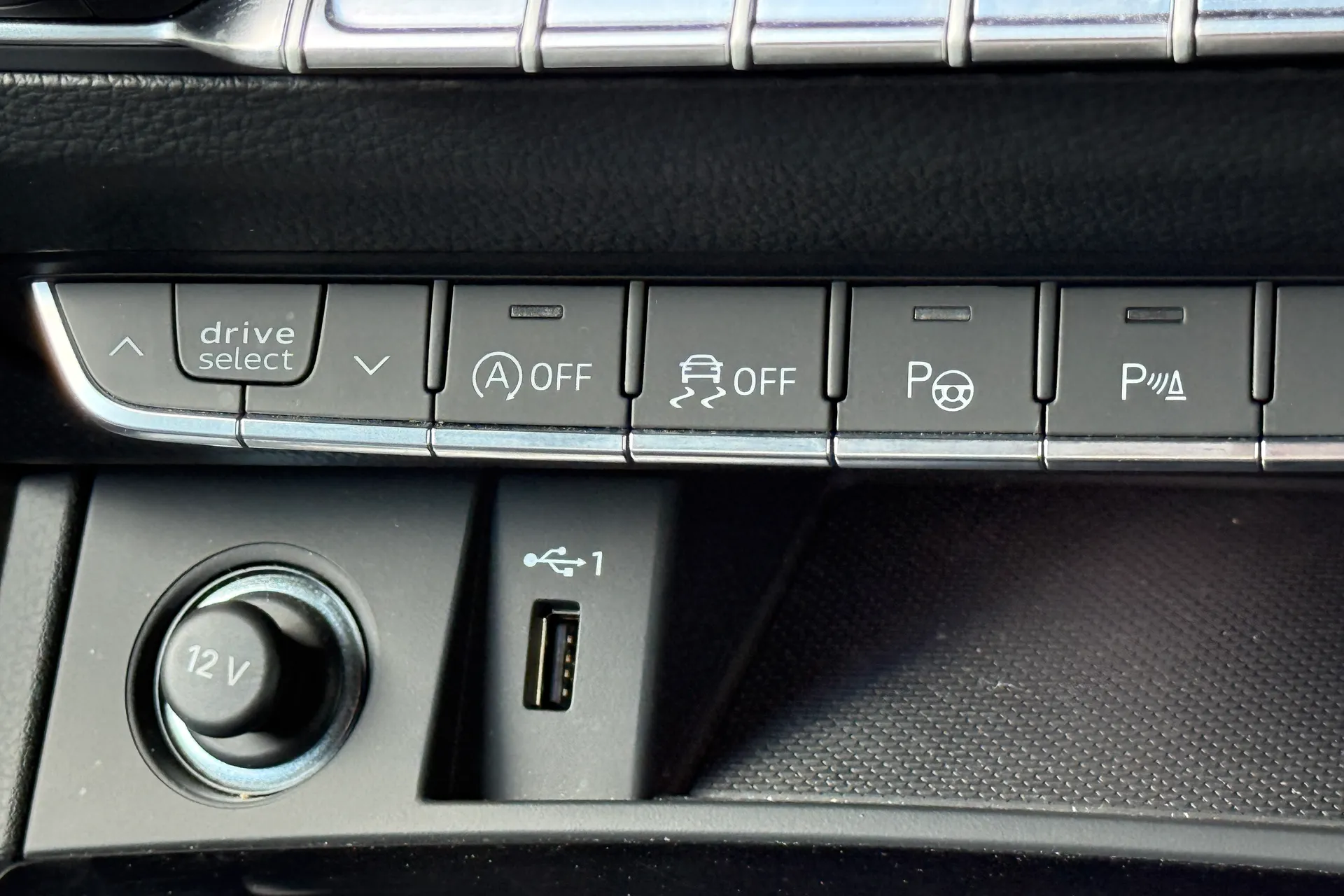 Audi Q5 thumbnail image number 26