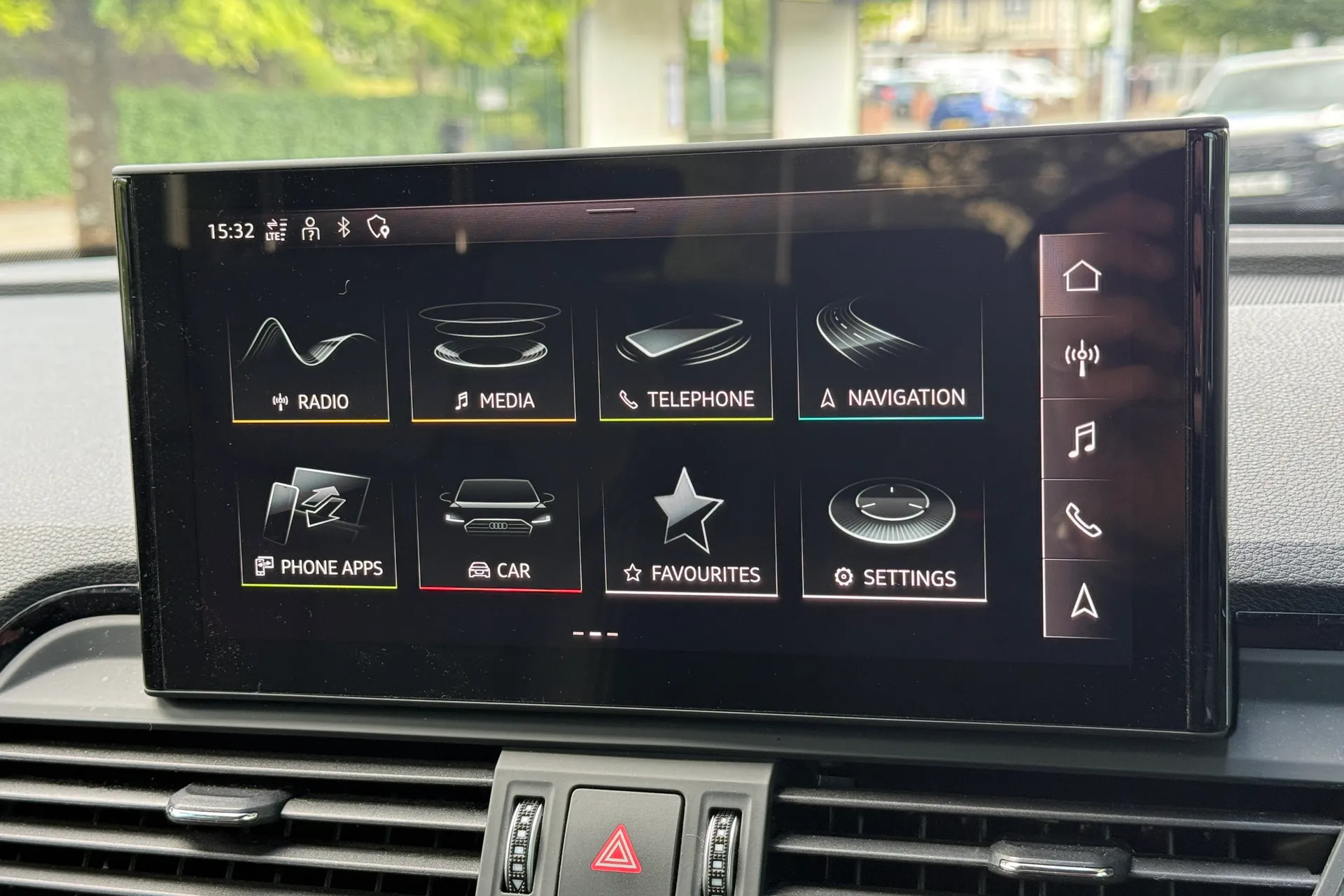 Audi Q5 thumbnail image number 23