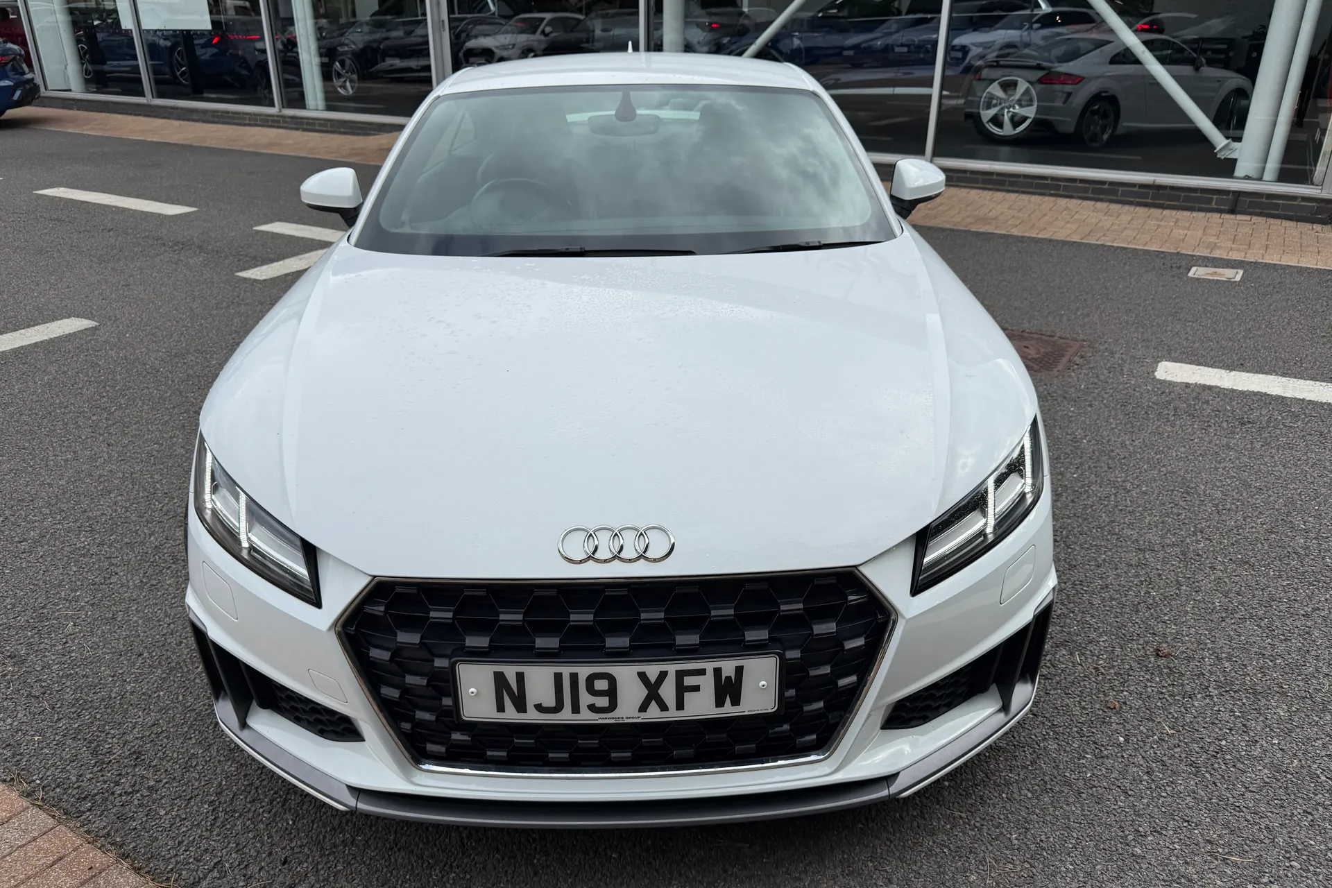 Audi TT thumbnail image number 49