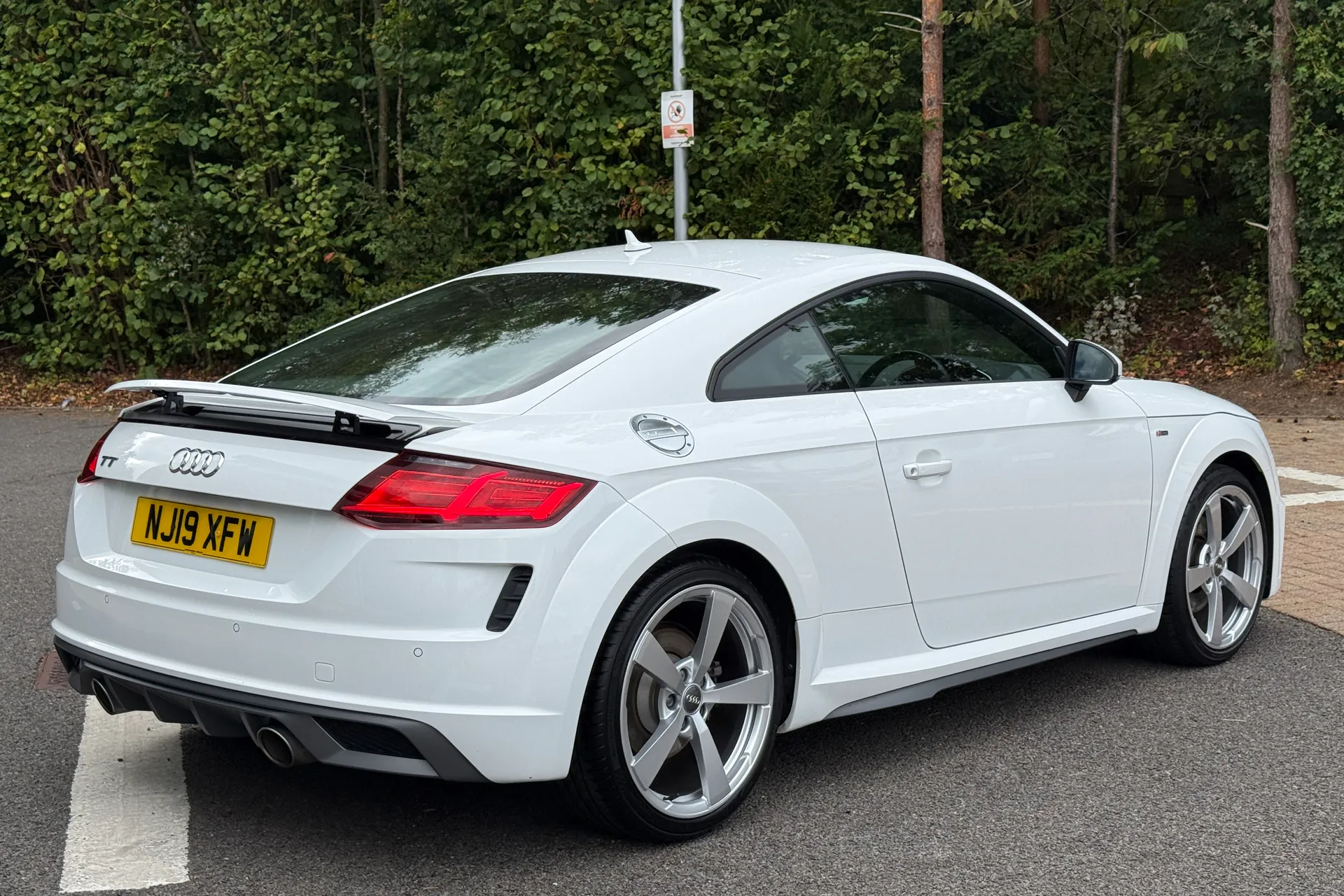 Audi TT thumbnail image number 34