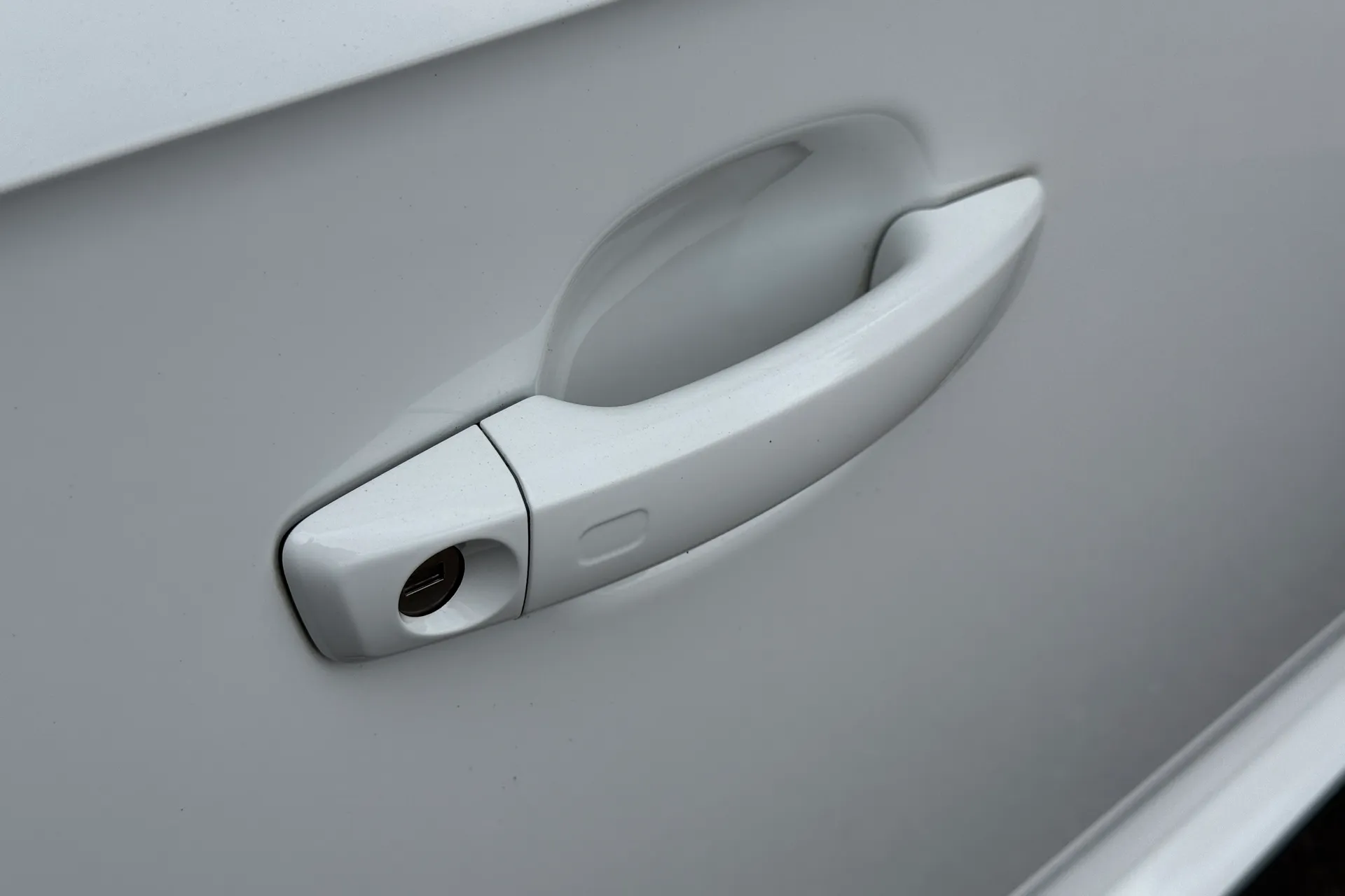 Audi TT thumbnail image number 5