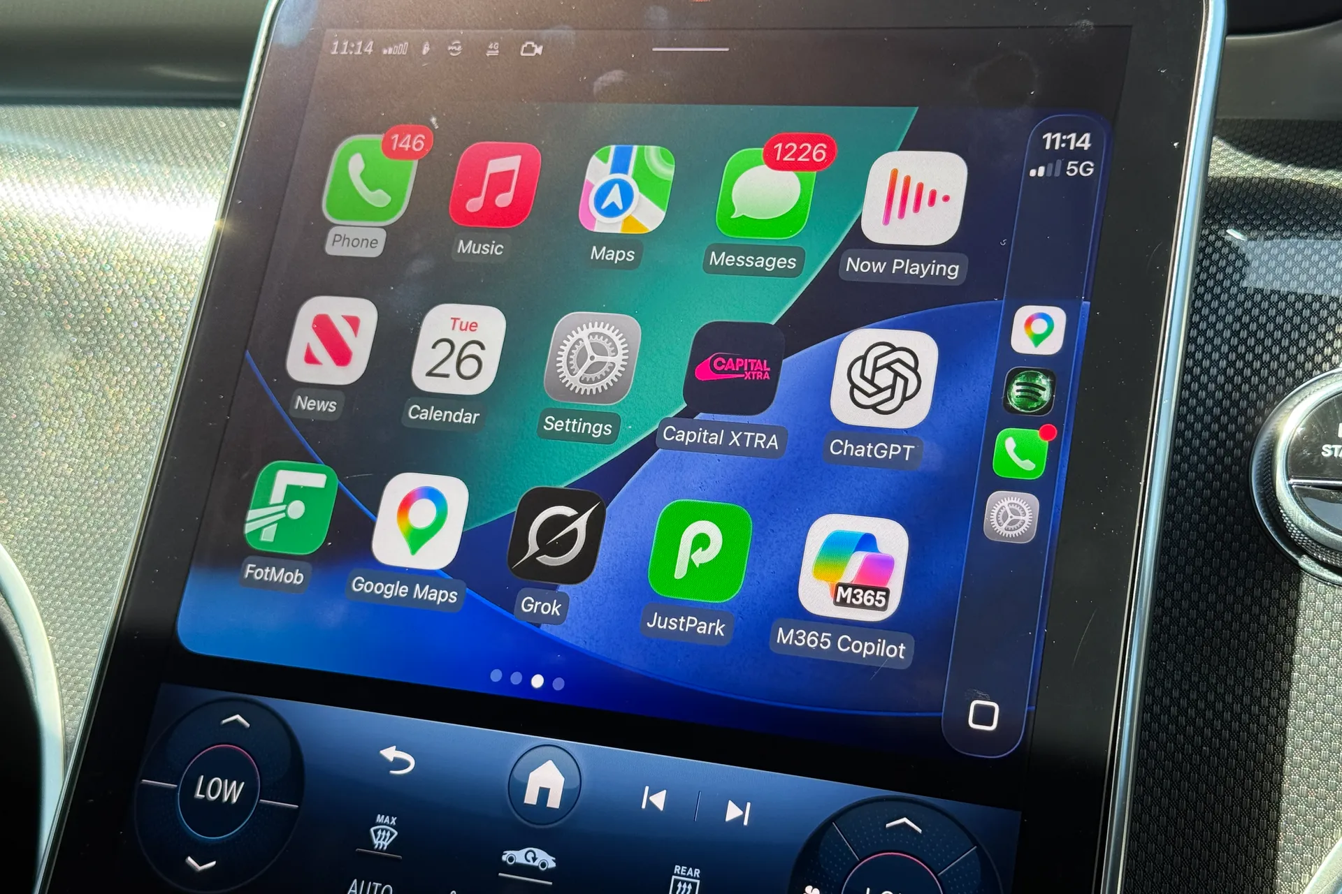 MERCEDES-BENZ GLC thumbnail image number 8