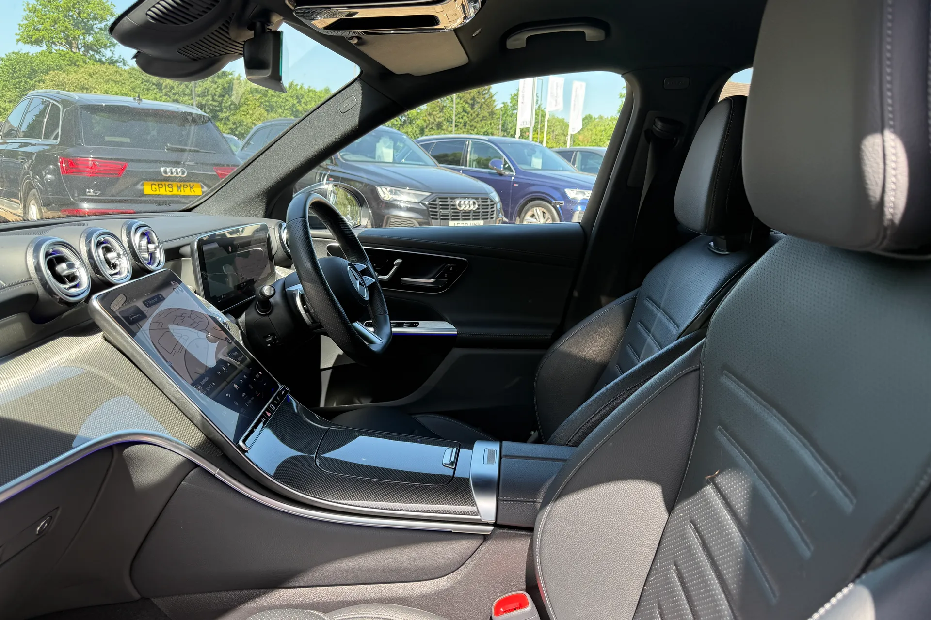 MERCEDES-BENZ GLC thumbnail image number 50