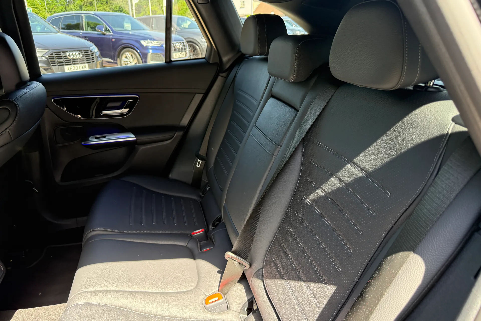 MERCEDES-BENZ GLC thumbnail image number 46