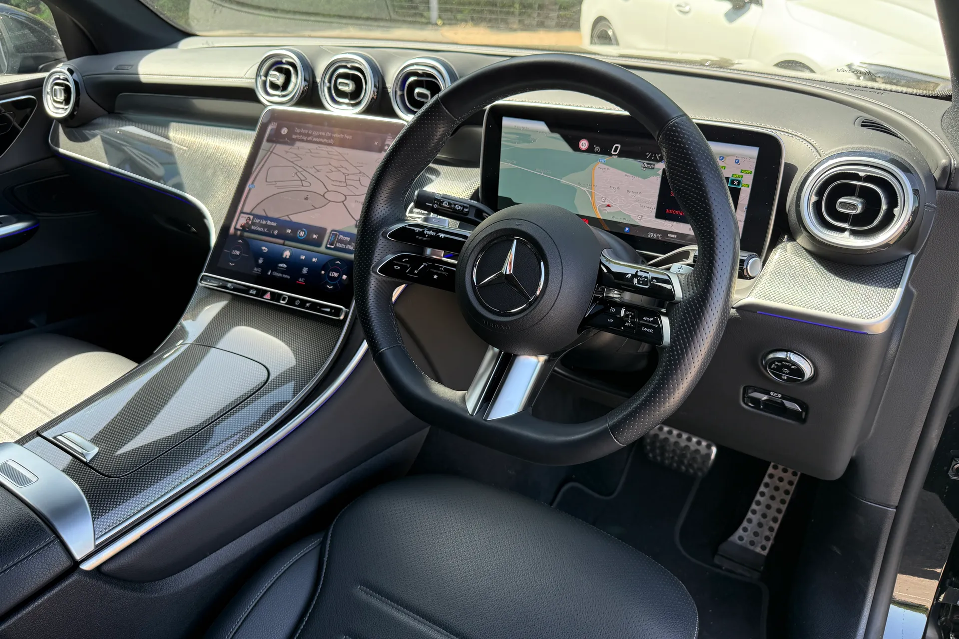 MERCEDES-BENZ GLC thumbnail image number 25