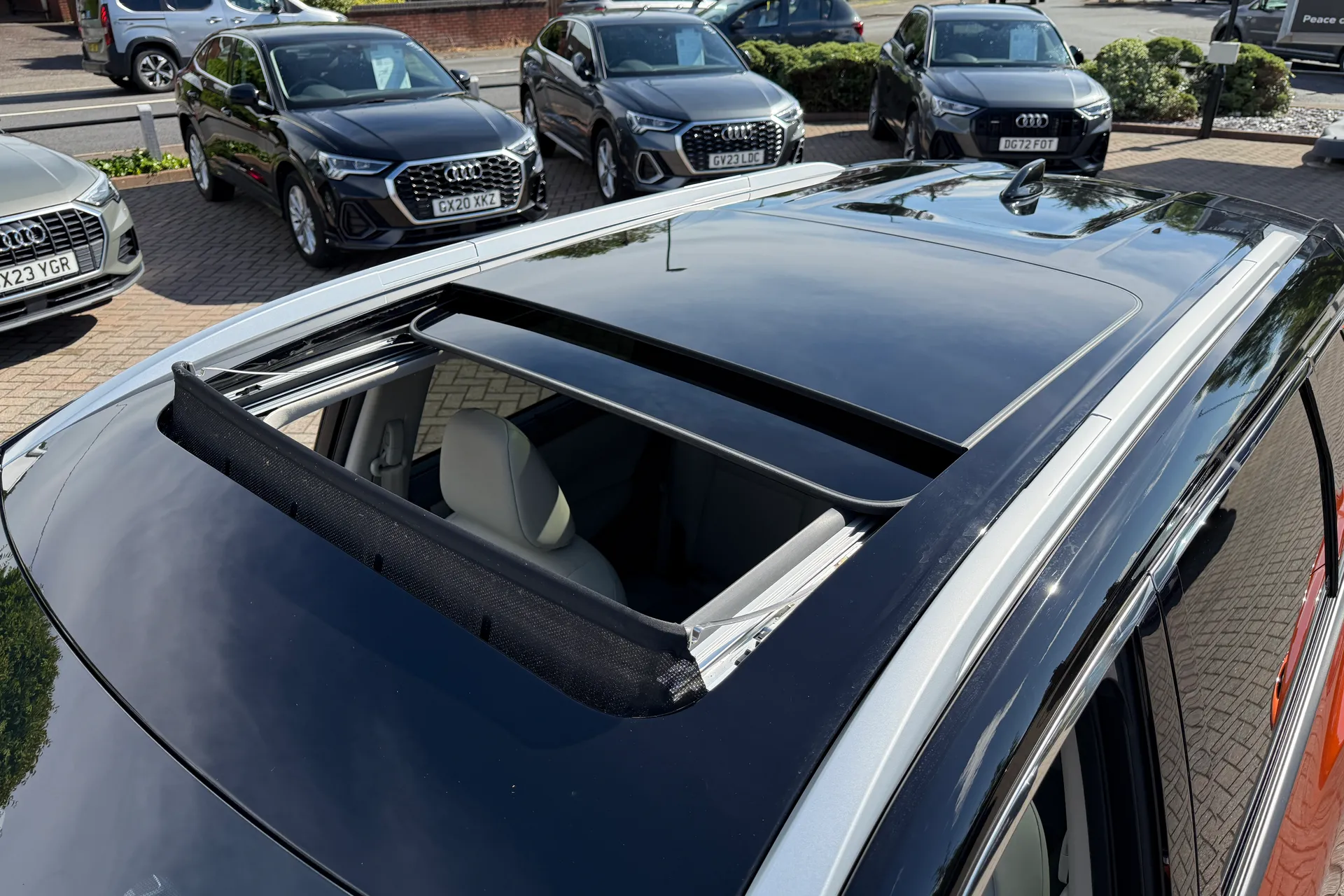 NISSAN X-TRAIL thumbnail image number 9