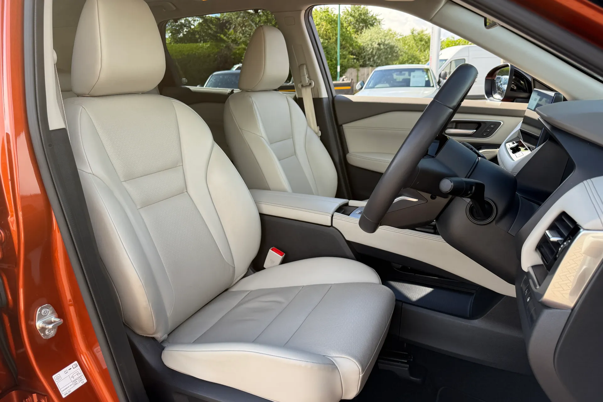 NISSAN X-TRAIL thumbnail image number 27