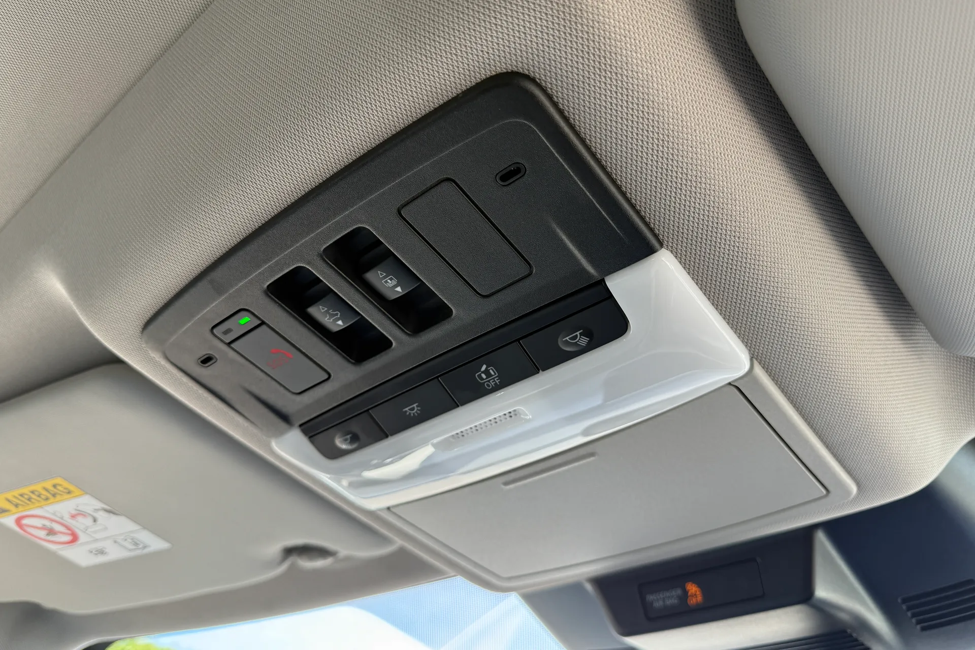 NISSAN X-TRAIL thumbnail image number 21