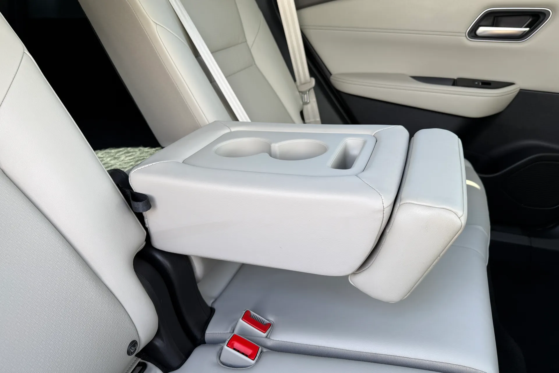 NISSAN X-TRAIL thumbnail image number 48