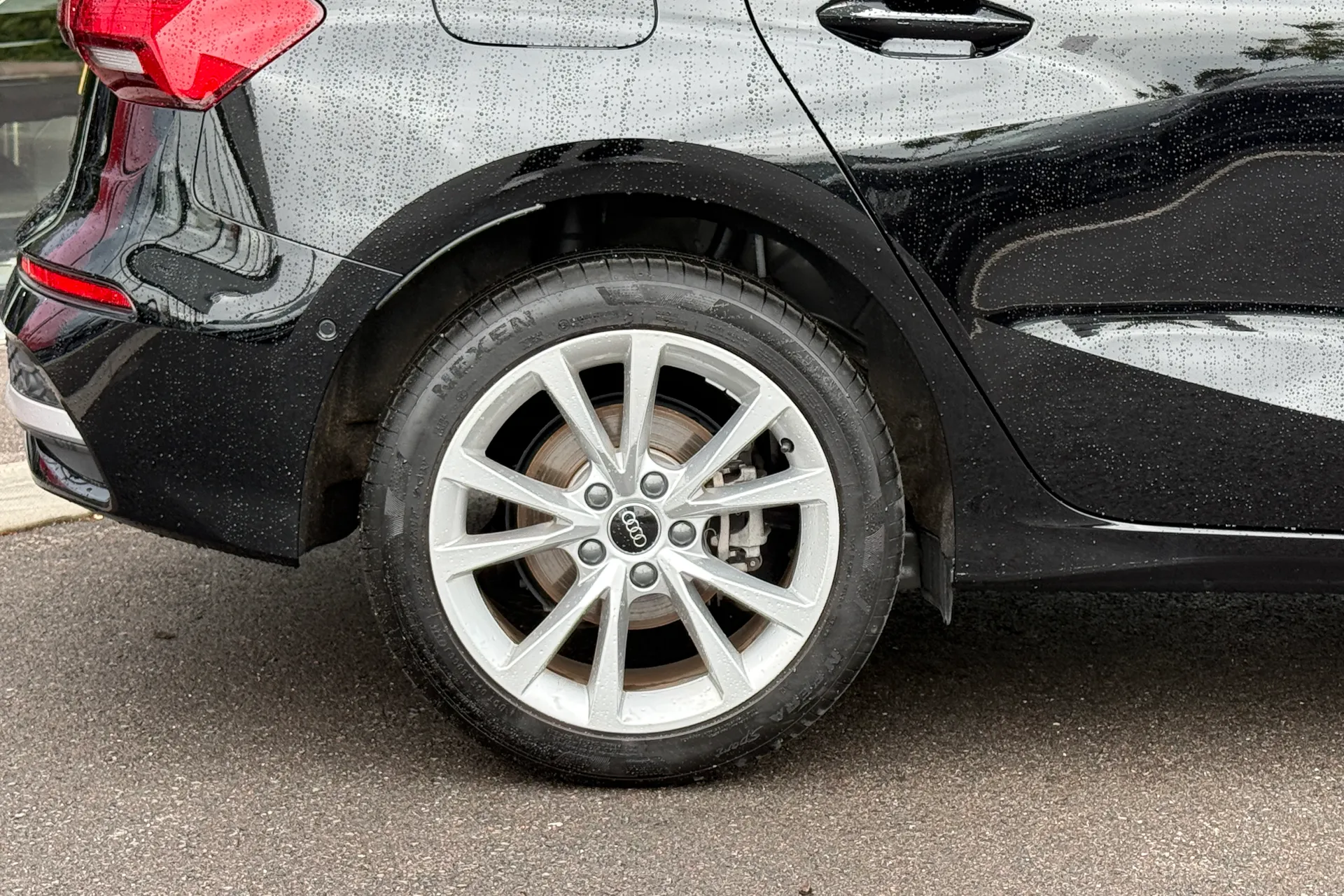 Audi A3 thumbnail image number 28