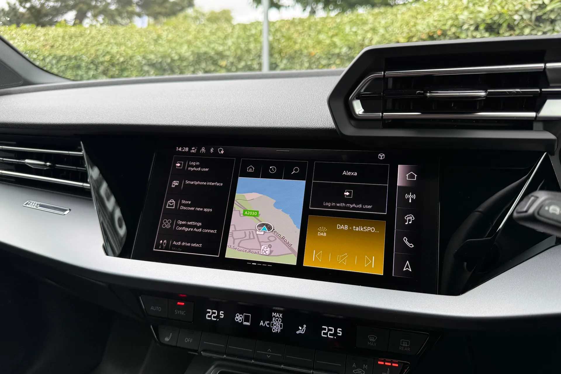 Audi A3 thumbnail image number 15