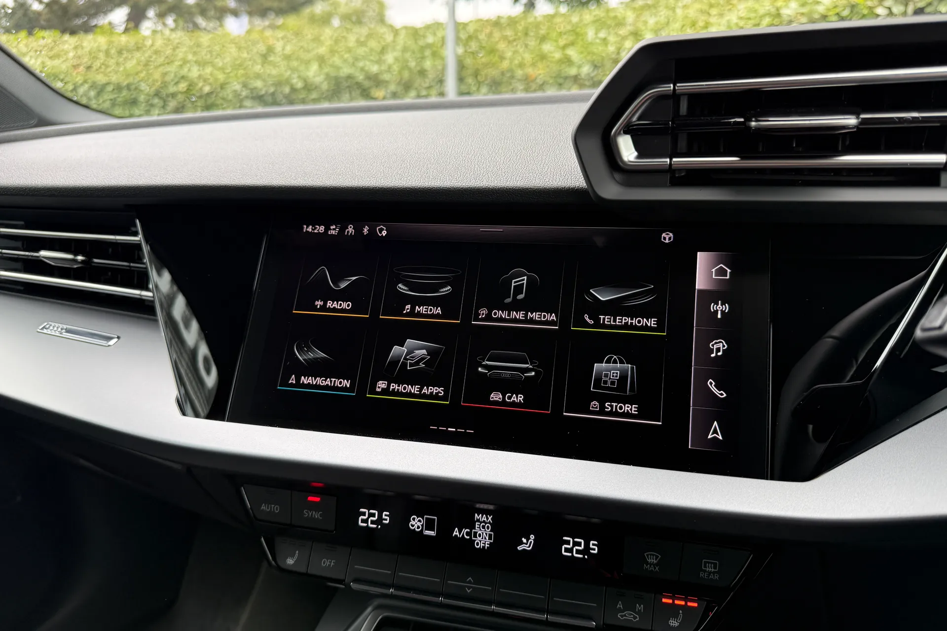 Audi A3 thumbnail image number 41